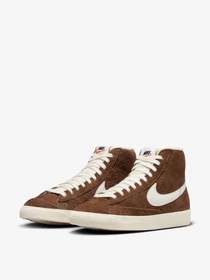 Кеди NIKE Nike Blazer Mid '77 Vintage модель DV7006.200 Фото