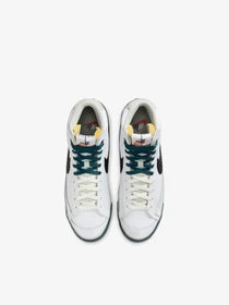 Кеды NIKE модель FB8889.100 Фото
