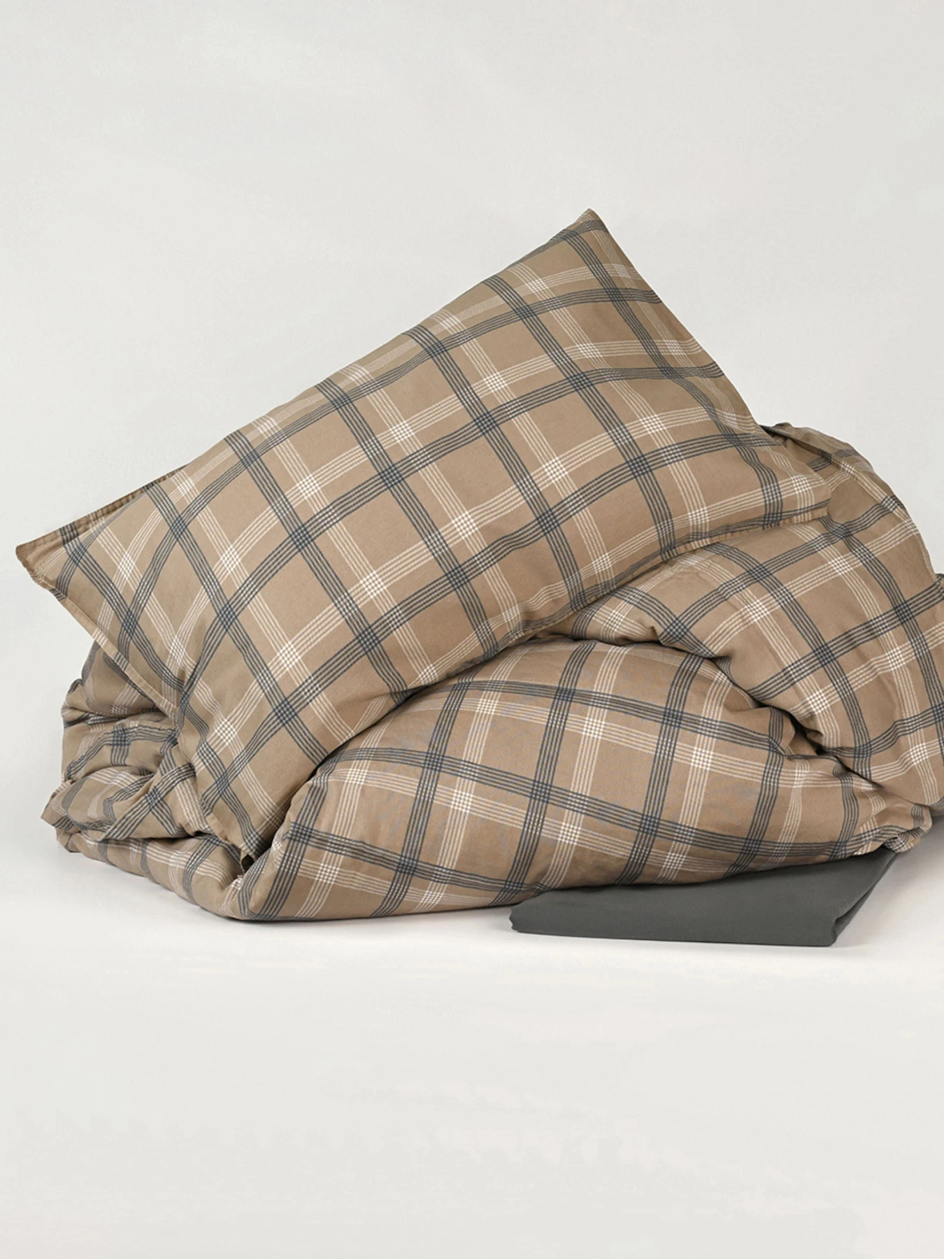 Наволочка "Тартан" з натурального вареного сатину MBM HOME модель BL-P-04 GRAY/BEIGE Наволочка "Тартан" з натурального вареного сатину MBM HOME модель BL-P-04 GRAY/BEIGE Фото