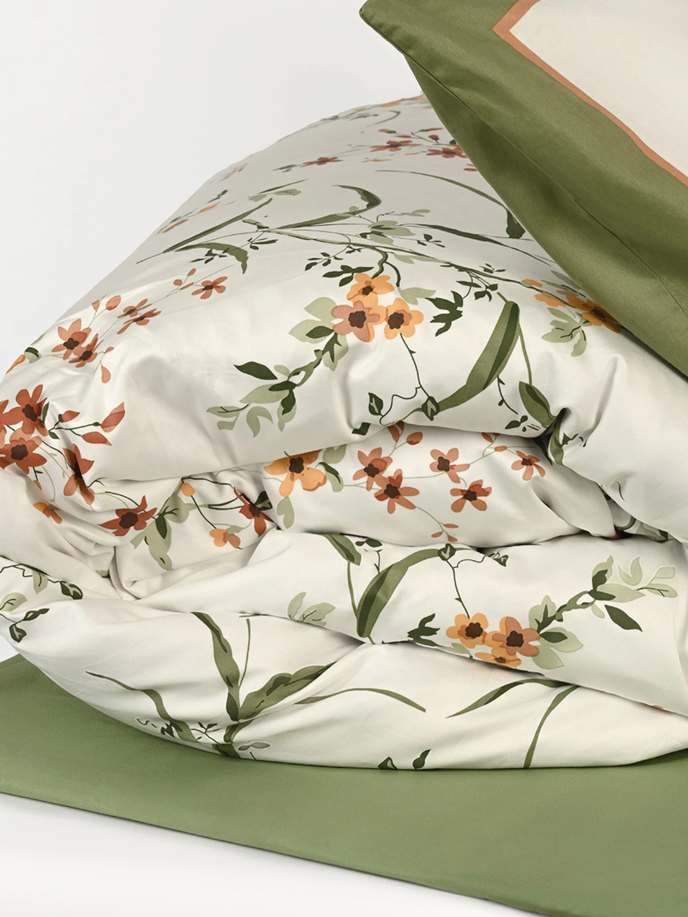 Пододеяльник "Цветочное поле" из натурального сатина MBM HOME модель BL-DC-03/04 WHITE/PRINT Пододеяльник "Цветочное поле" из натурального сатина MBM HOME модель BL-DC-03/04 WHITE/PRINT Фото