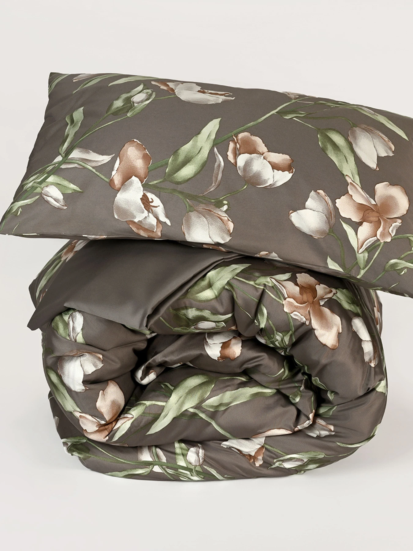 Простынь "Весенний цвет" из натурального сатина MBM HOME модель BL-FS-05/06 GRAY Простынь "Весенний цвет" из натурального сатина MBM HOME модель BL-FS-05/06 GRAY Фото