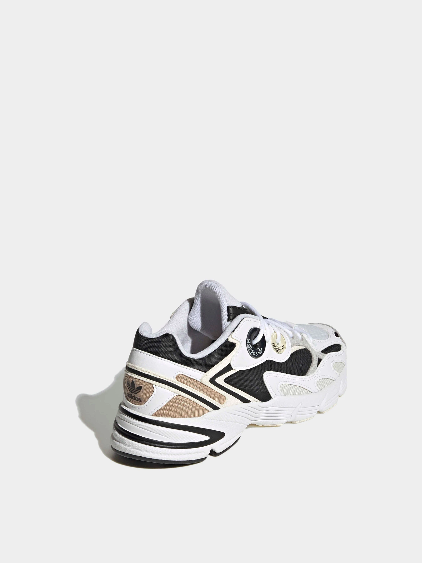 Кроссовки Adidas Astir модель GY9549 Кроссовки Adidas Astir модель GY9549 Фото