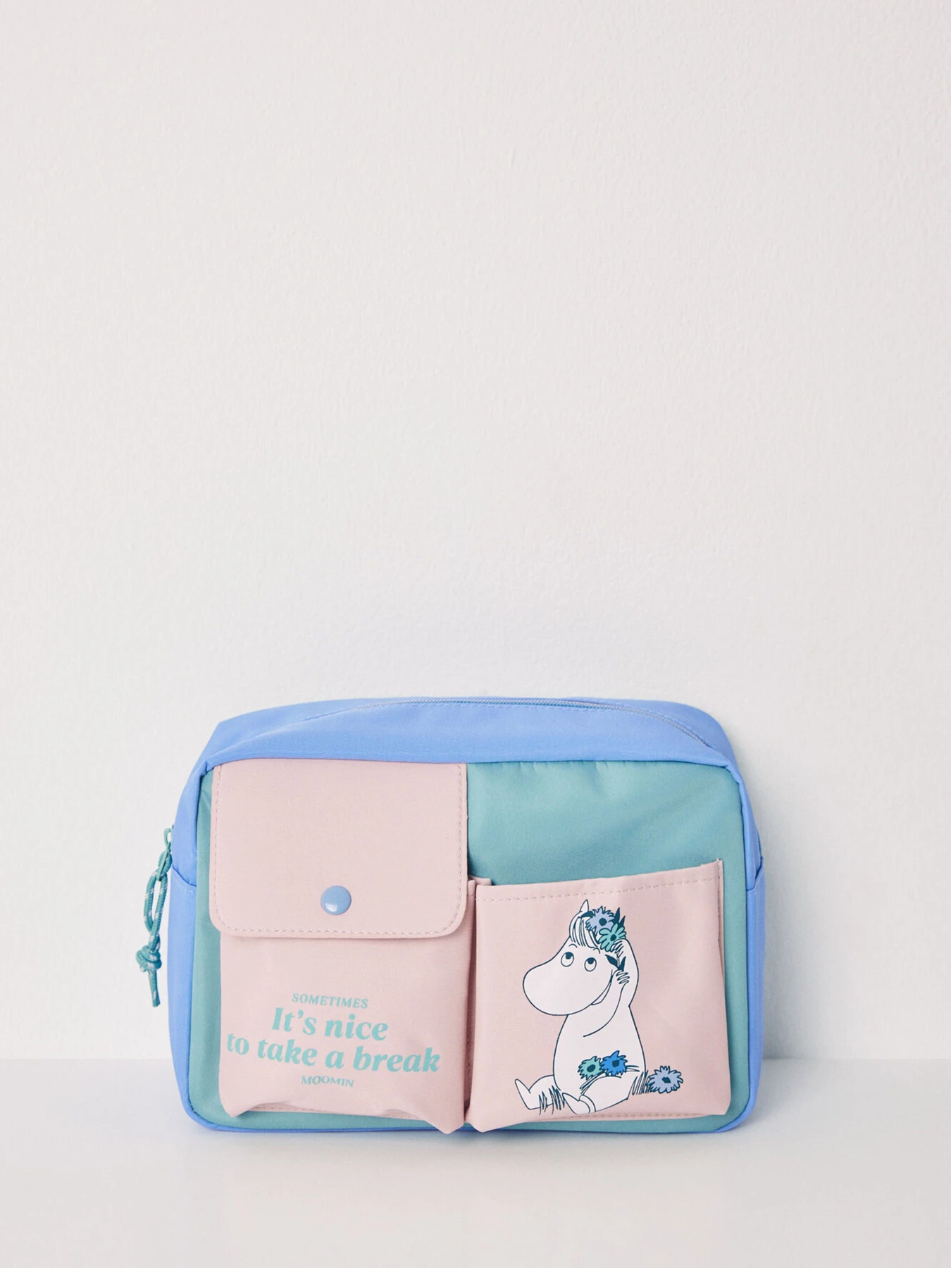 Косметика Moomin колор-блок середнього розміру Women'secret модель 4848821-98 Косметика Moomin колор-блок середнього розміру Women'secret модель 4848821-98 Фото
