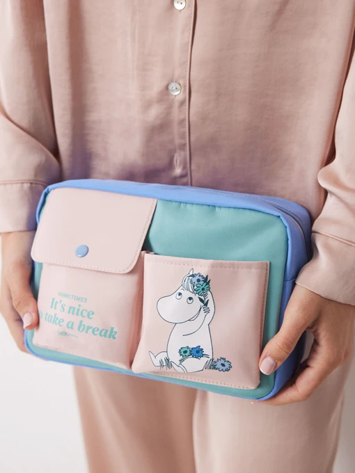Косметика Moomin колор-блок середнього розміру Women'secret модель 4848821-98 Фото