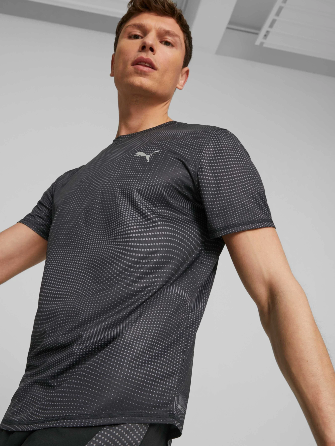 Футболки и поло PUMA Run Favorite Aop Ss Tee M модель 524219 Футболки и поло PUMA Run Favorite Aop Ss Tee M модель 524219 Фото