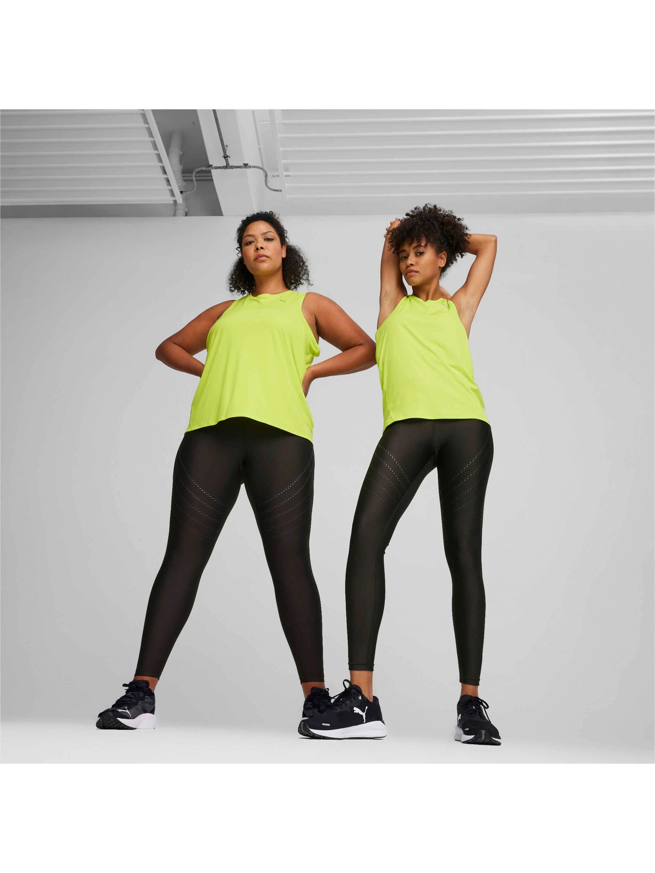 Футболки і поло PUMA Run Favorite Tank W модель 523165 Футболки і поло PUMA Run Favorite Tank W модель 523165 Фото