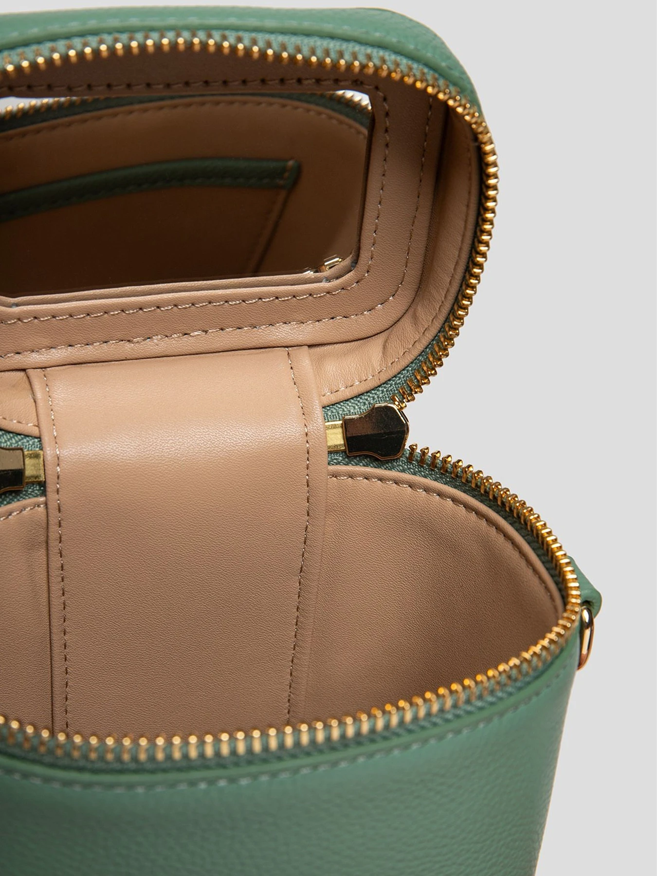 Сумки LANCASTER модель 547-104-JADEANTIC Фото