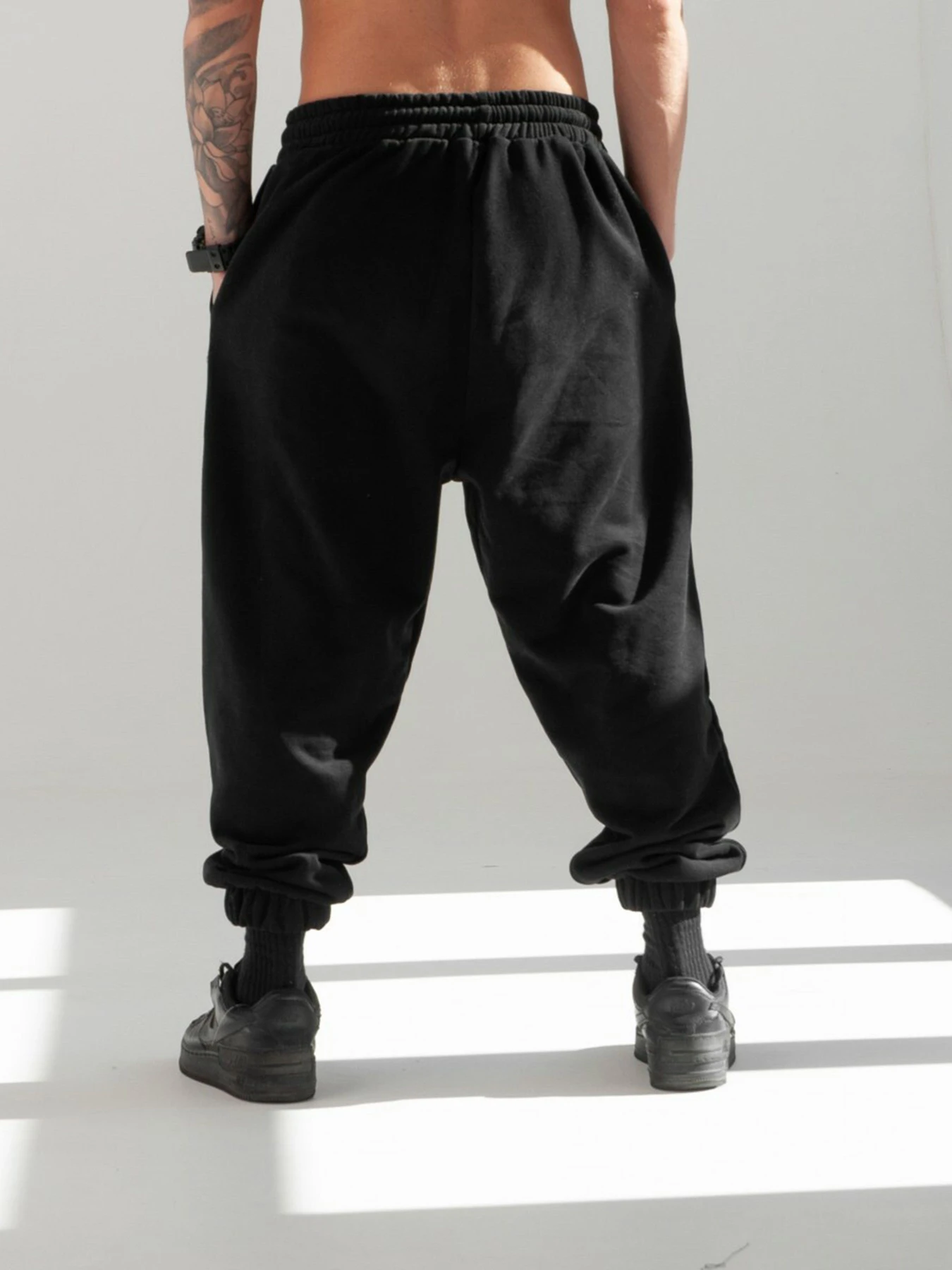 Штани IJ модель jogger-flis-black Штани IJ модель jogger-flis-black Фото