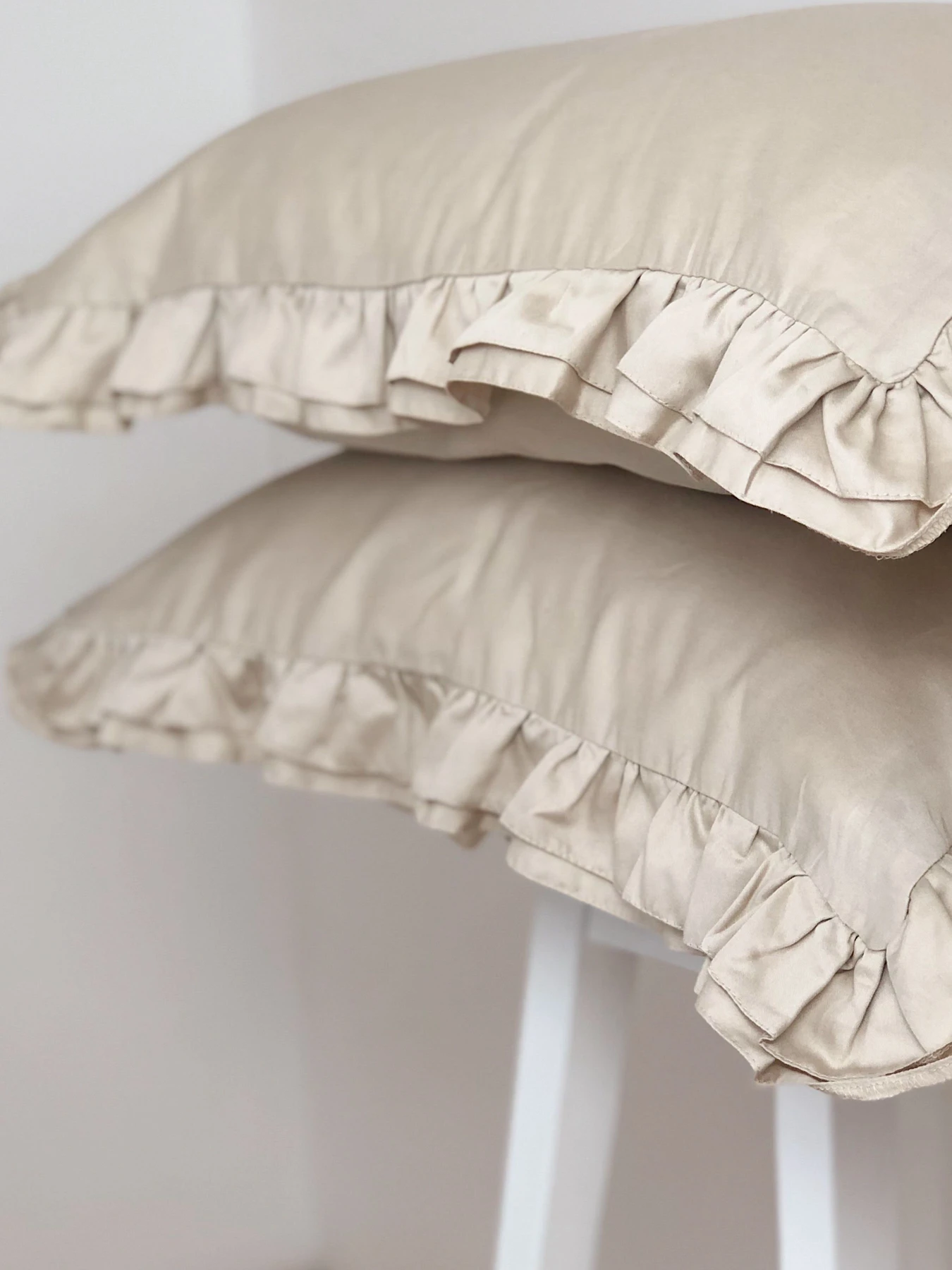 Наволочка з рюшами лате Cozy модель 7992349 Наволочка з рюшами лате Cozy модель 7992349 Фото