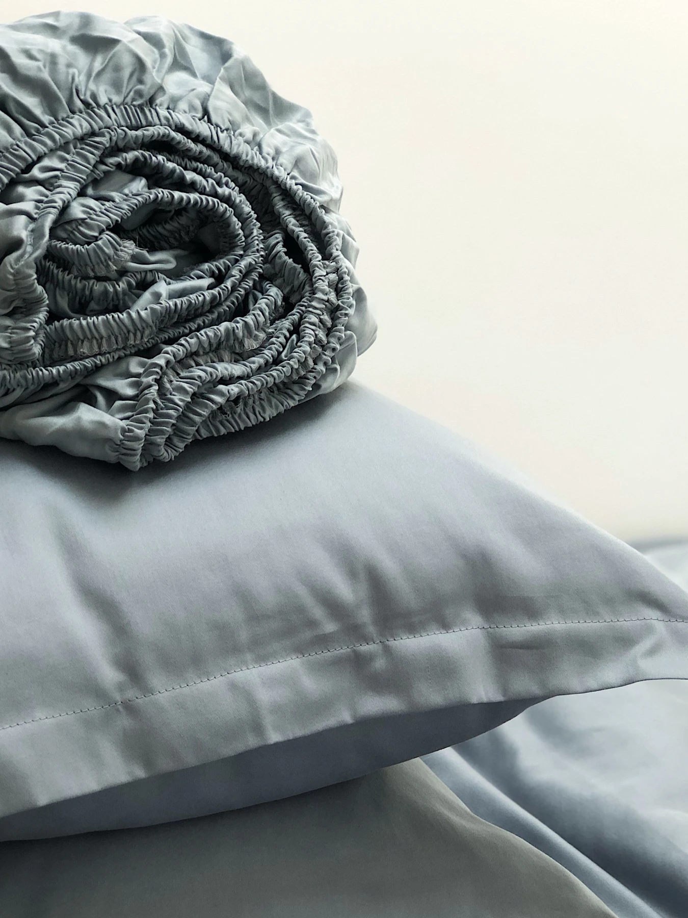 Наволочка класична сіро-блакитна Cozy модель 7992068 Фото