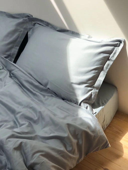 Наволочка класична сіро-блакитна Cozy модель 7992068 Фото