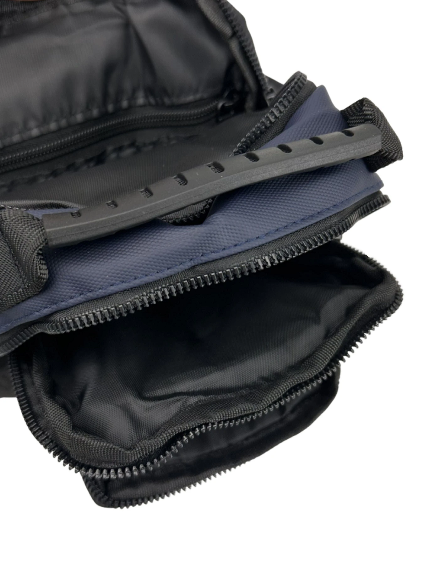 Сумки RoyalBag модель AT08-12BL Фото