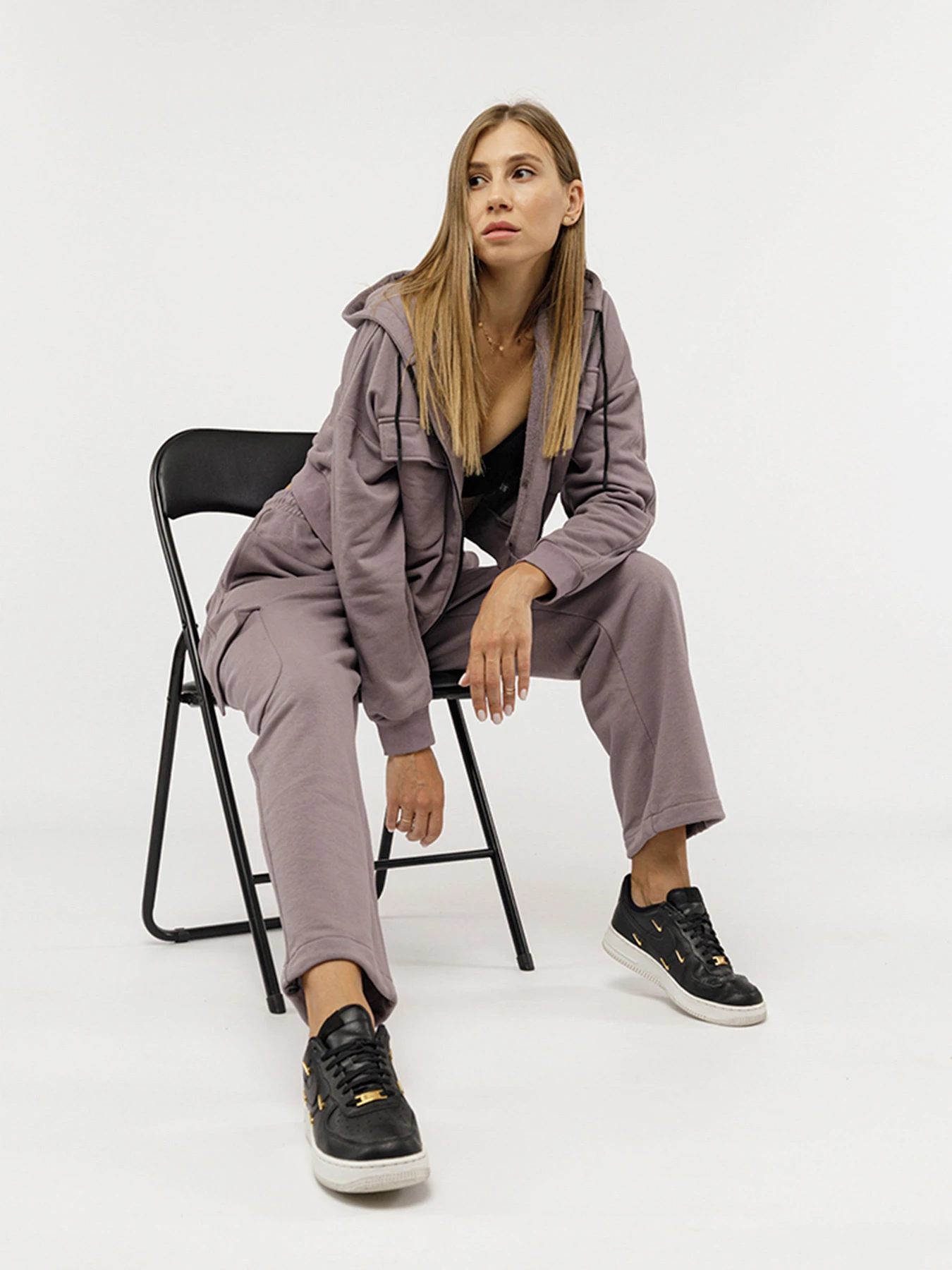 Костюмы YUKI модель ЦБ-00225951 Костюмы YUKI модель ЦБ-00225951 Фото