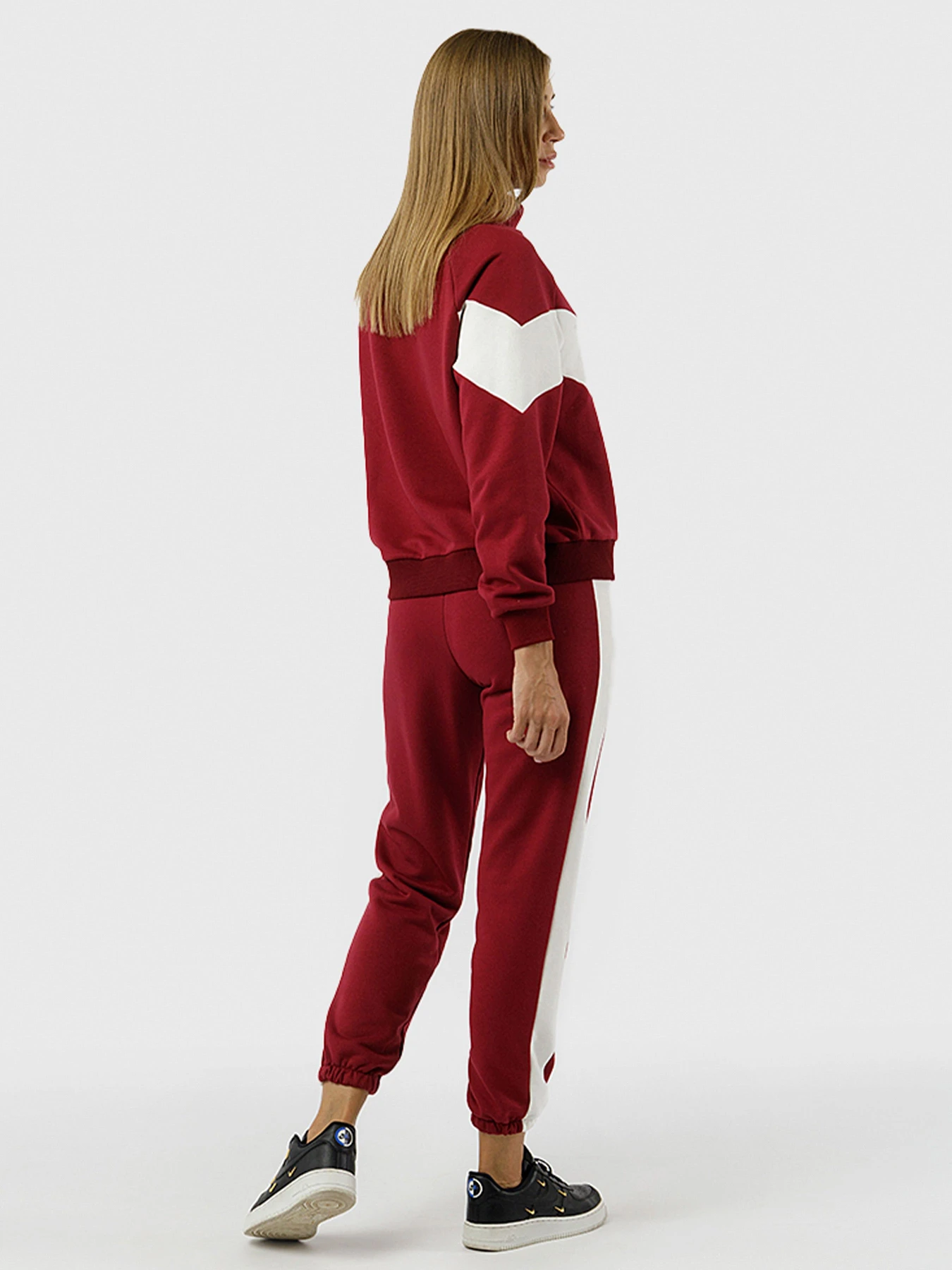 Костюмы YUKI модель ЦБ-00225952 Костюмы YUKI модель ЦБ-00225952 Фото