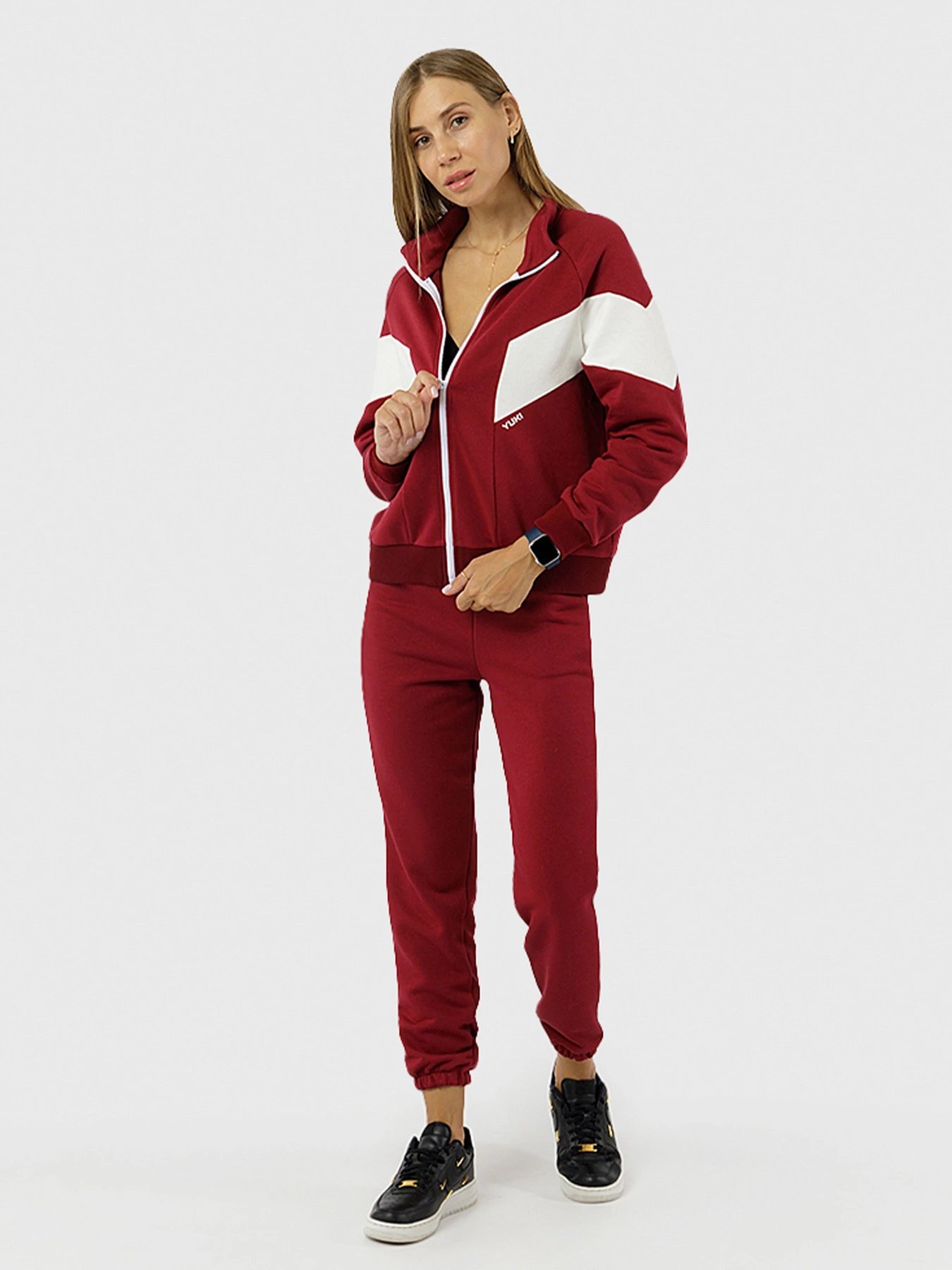 Костюмы YUKI модель ЦБ-00225952 Костюмы YUKI модель ЦБ-00225952 Фото