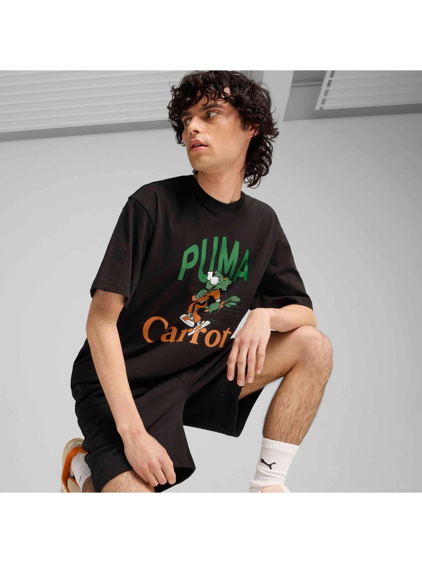 Футболки і поло PUMA x Carrots Graphic Tee модель 627443 Футболки і поло PUMA x Carrots Graphic Tee модель 627443 Фото