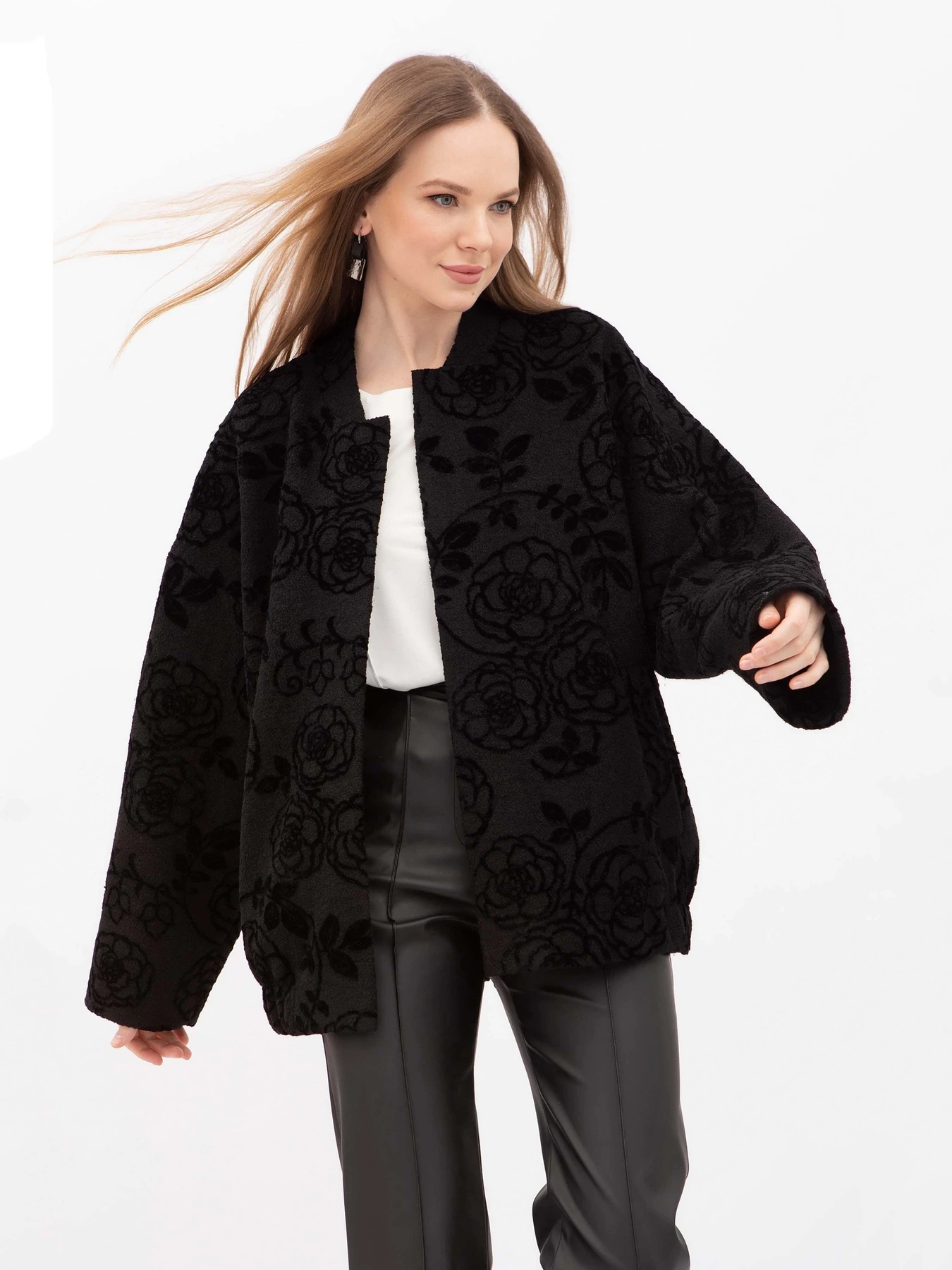Куртки та дублянки Lesia модель MiremBlackWJCKTLS Фото