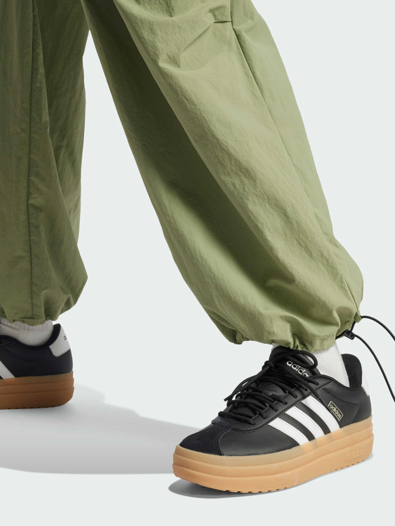 Брюки Adidas модель IW5205 Фото