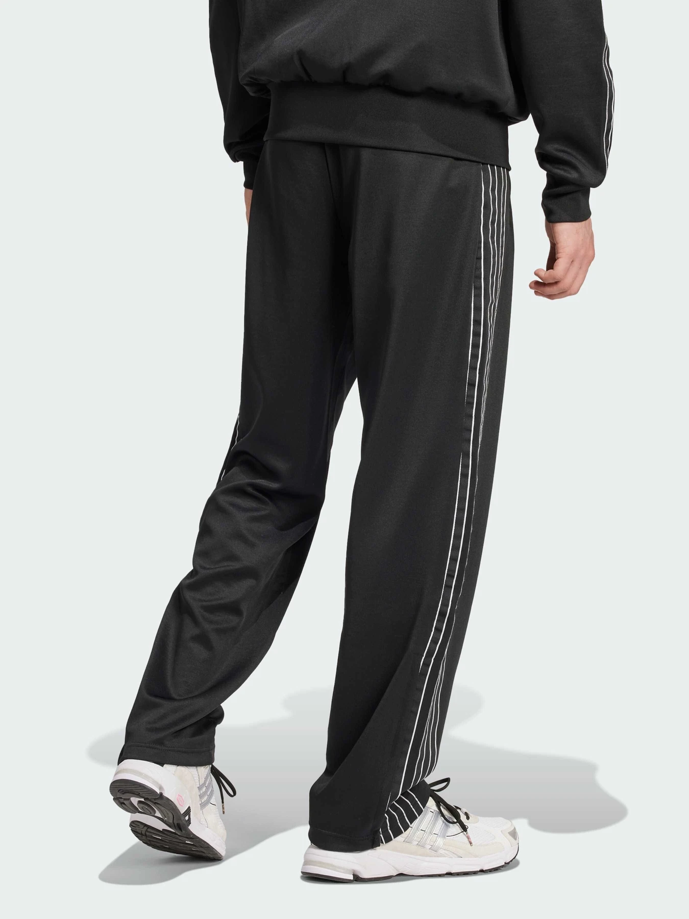 Штани Adidas Adicolor модель IY4891 Фото