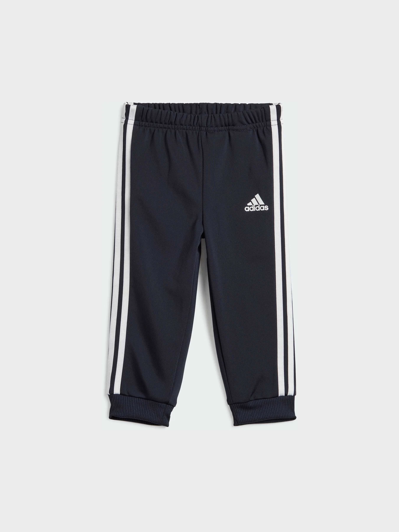 Костюмы Adidas модель IJ8849 Костюмы Adidas модель IJ8849 Фото