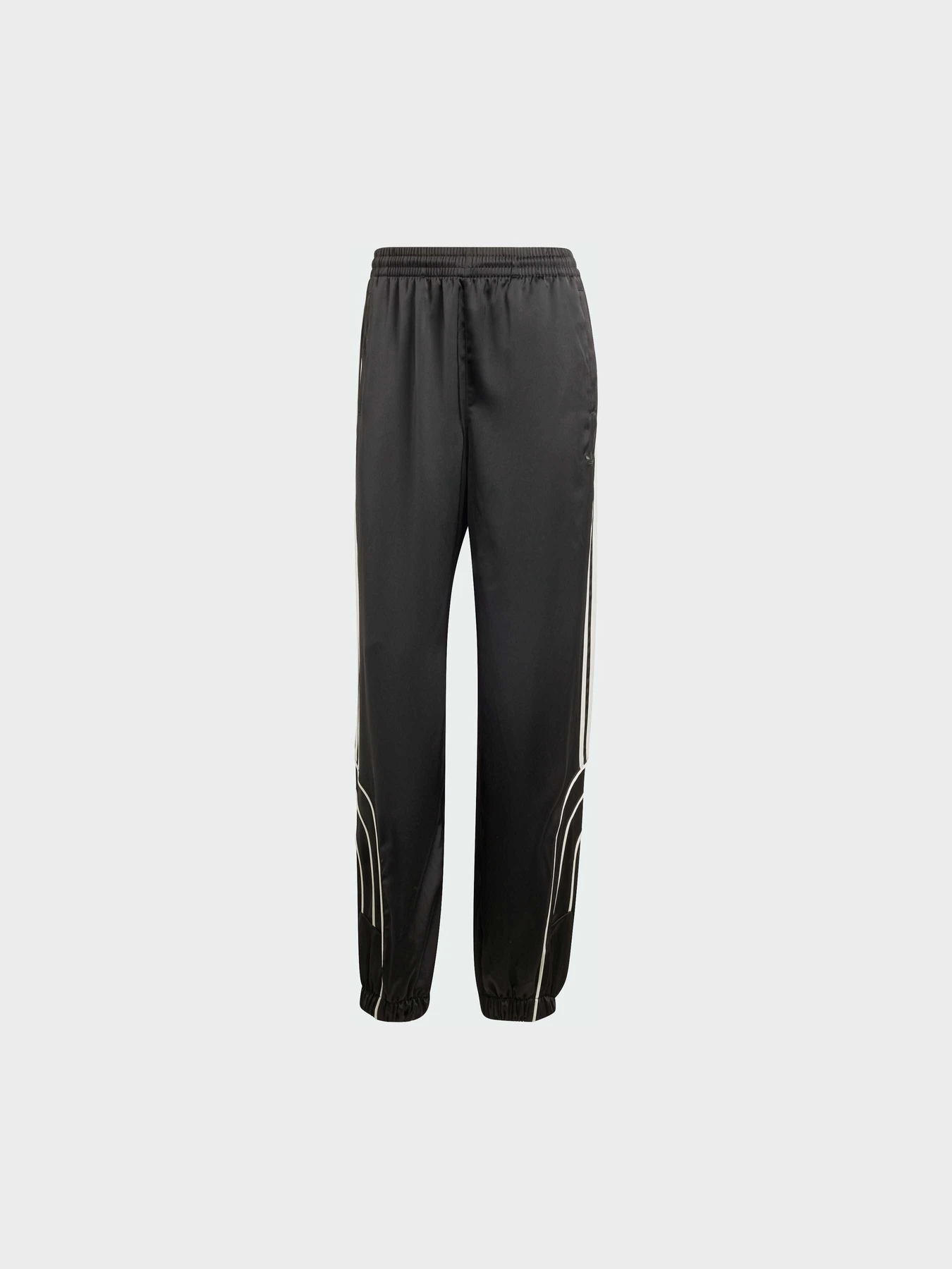 Брюки Adidas Культовые силуэты модель IW5680 Брюки Adidas Культовые силуэты модель IW5680 Фото