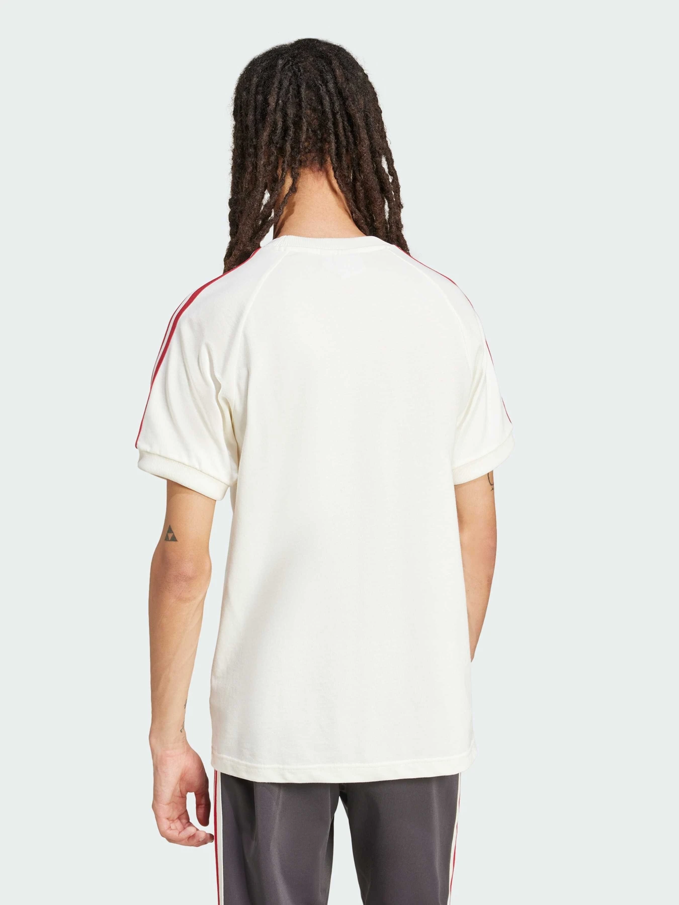 Футболки і поло Adidas модель IY0045 Футболки і поло Adidas модель IY0045 Фото
