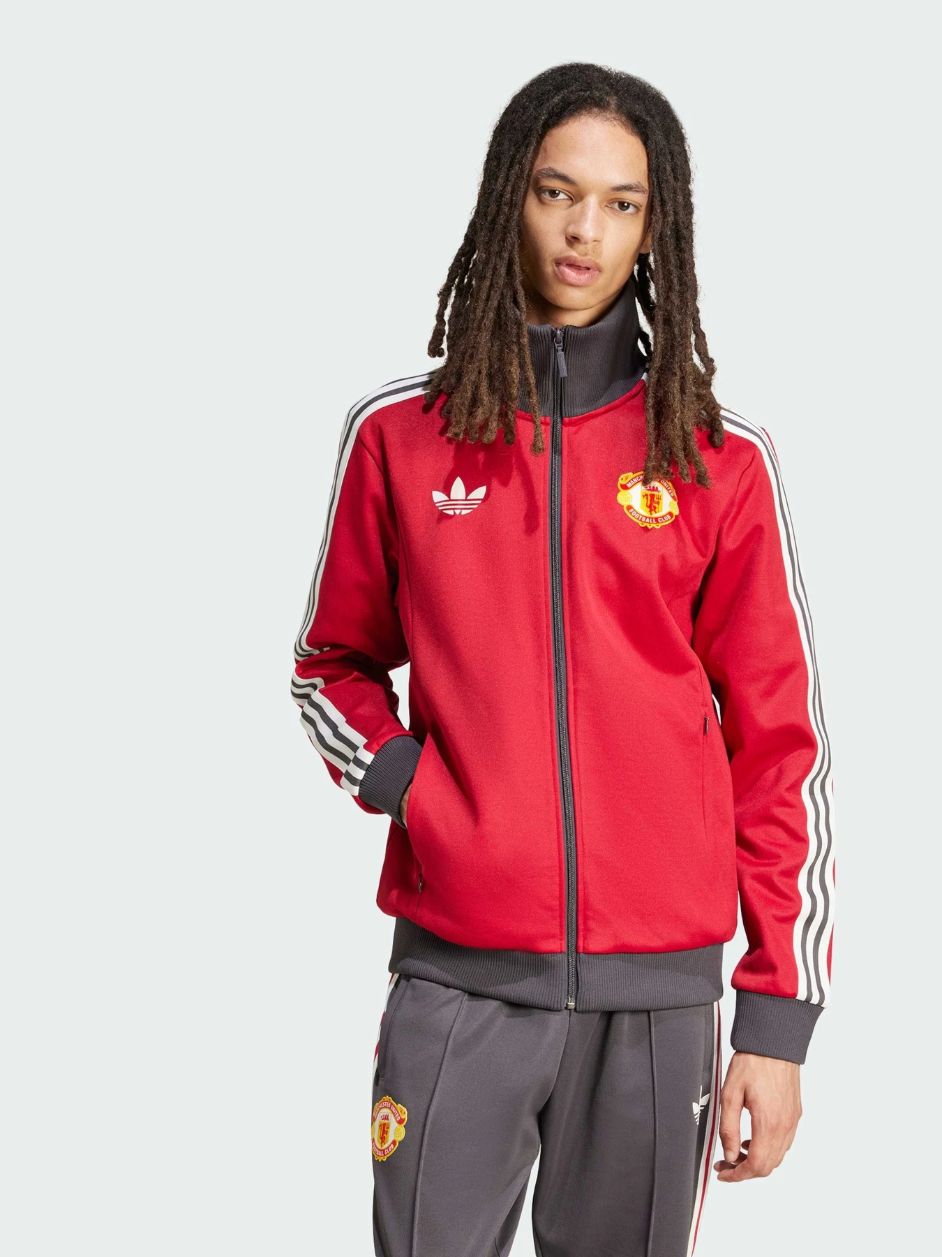 Куртки та дублянки Adidas модель IY0055 Куртки та дублянки Adidas модель IY0055 Фото