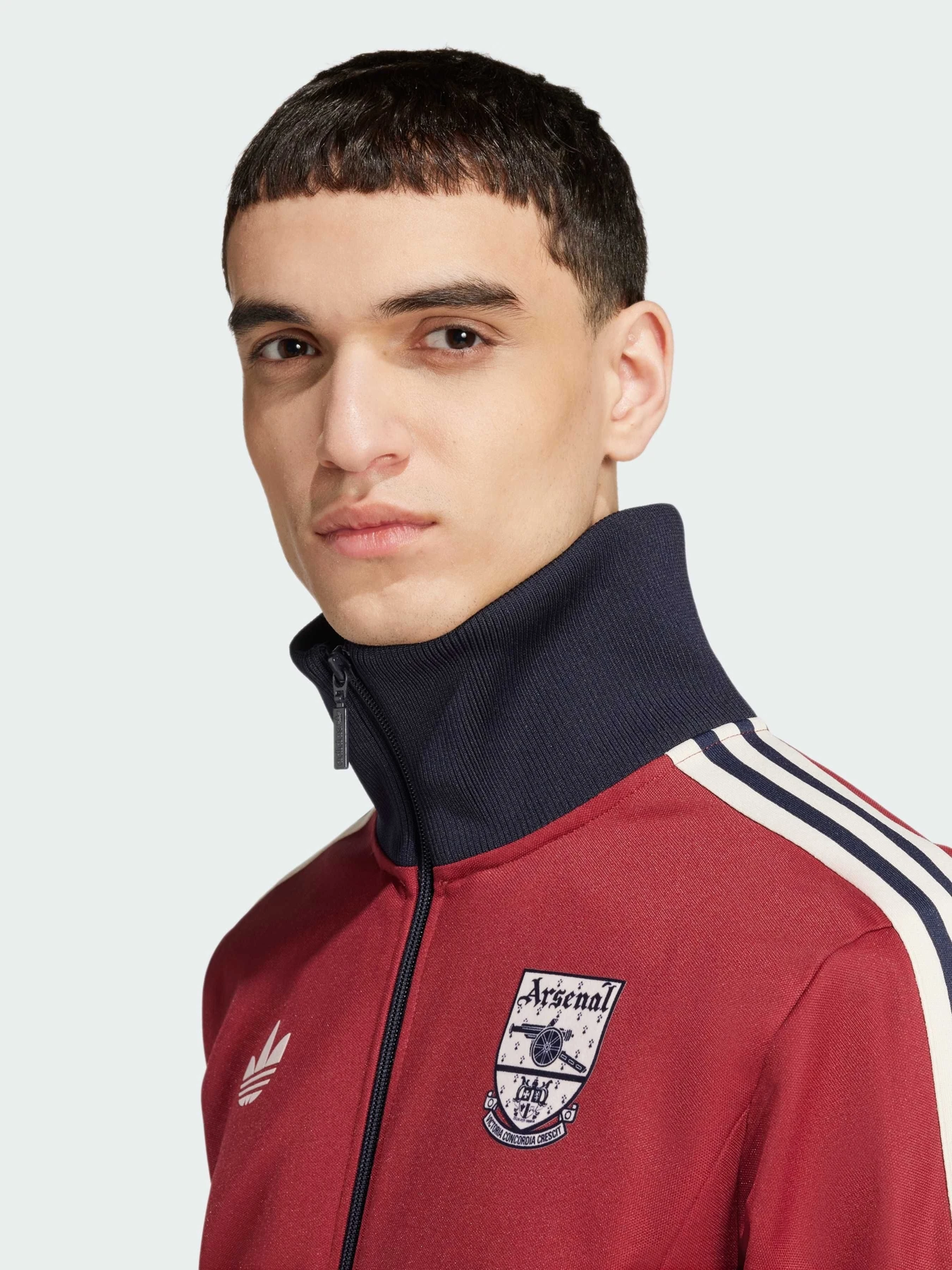 Худі та світшоти Adidas модель IY0054 Худі та світшоти Adidas модель IY0054 Фото