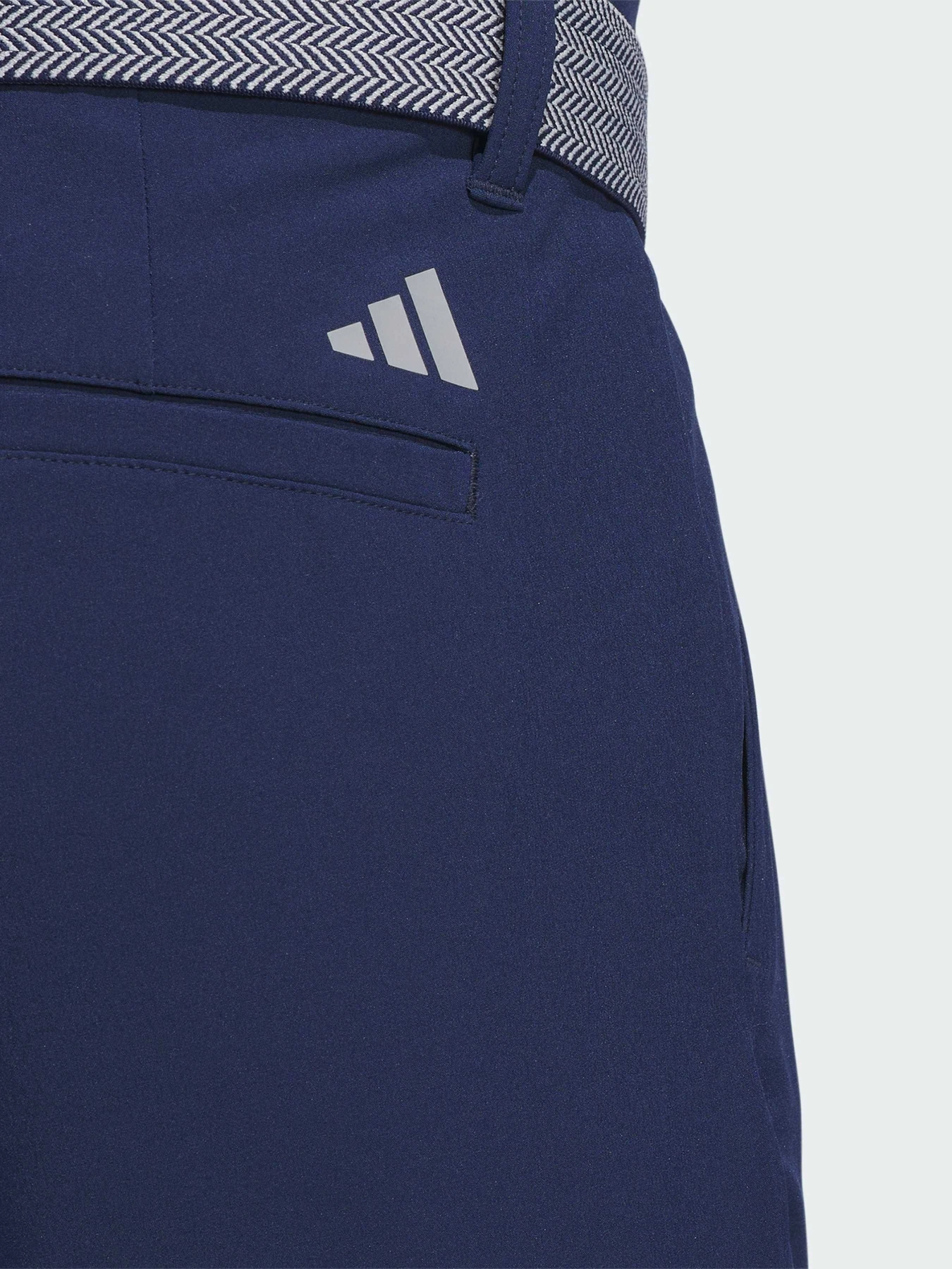Брюки Adidas модель IT7860 Брюки Adidas модель IT7860 Фото