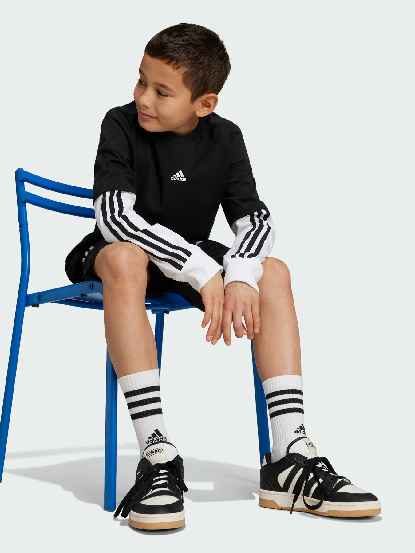Худи и свитшоты Adidas модель IV7049 Фото