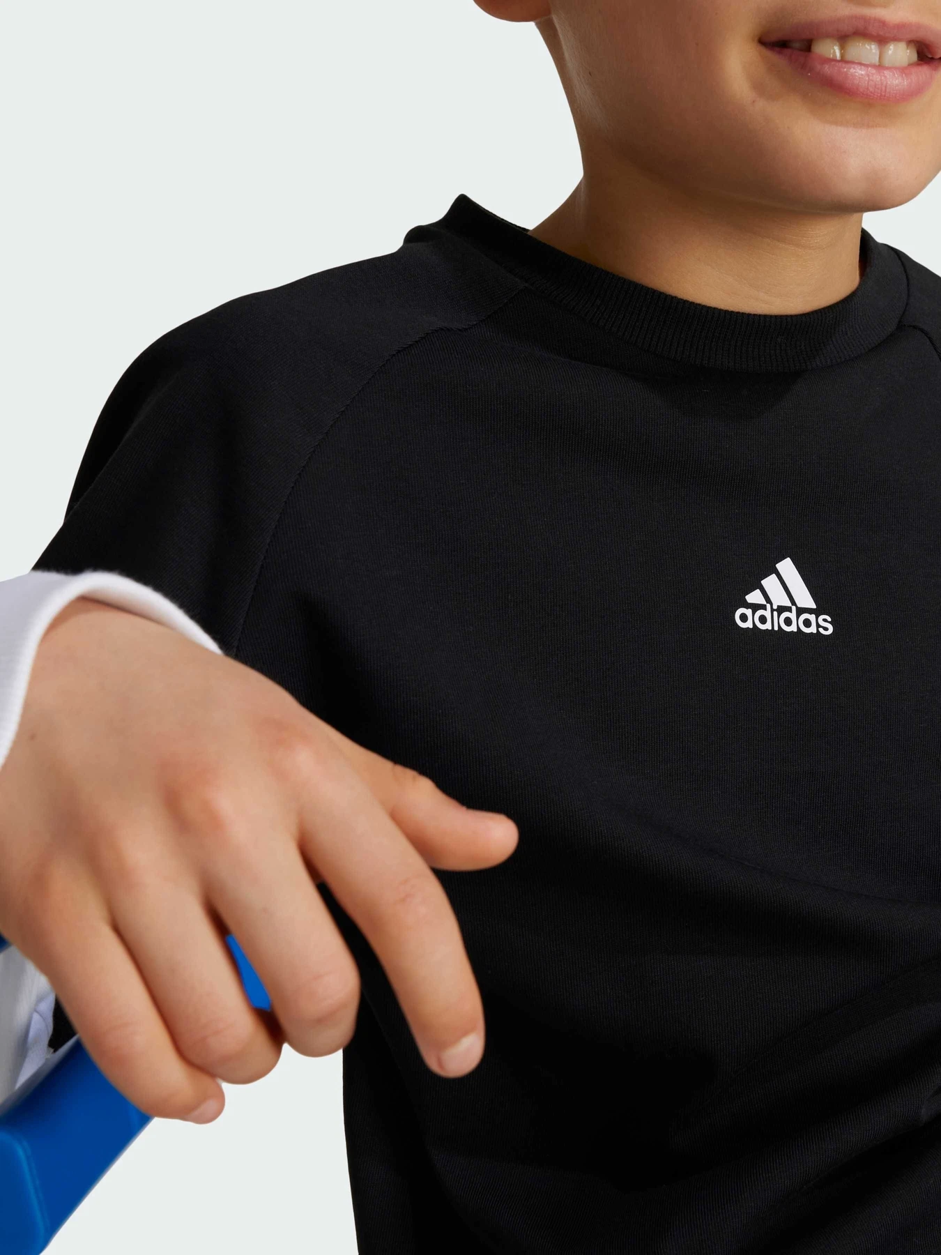 Худи и свитшоты Adidas модель IV7049 Фото