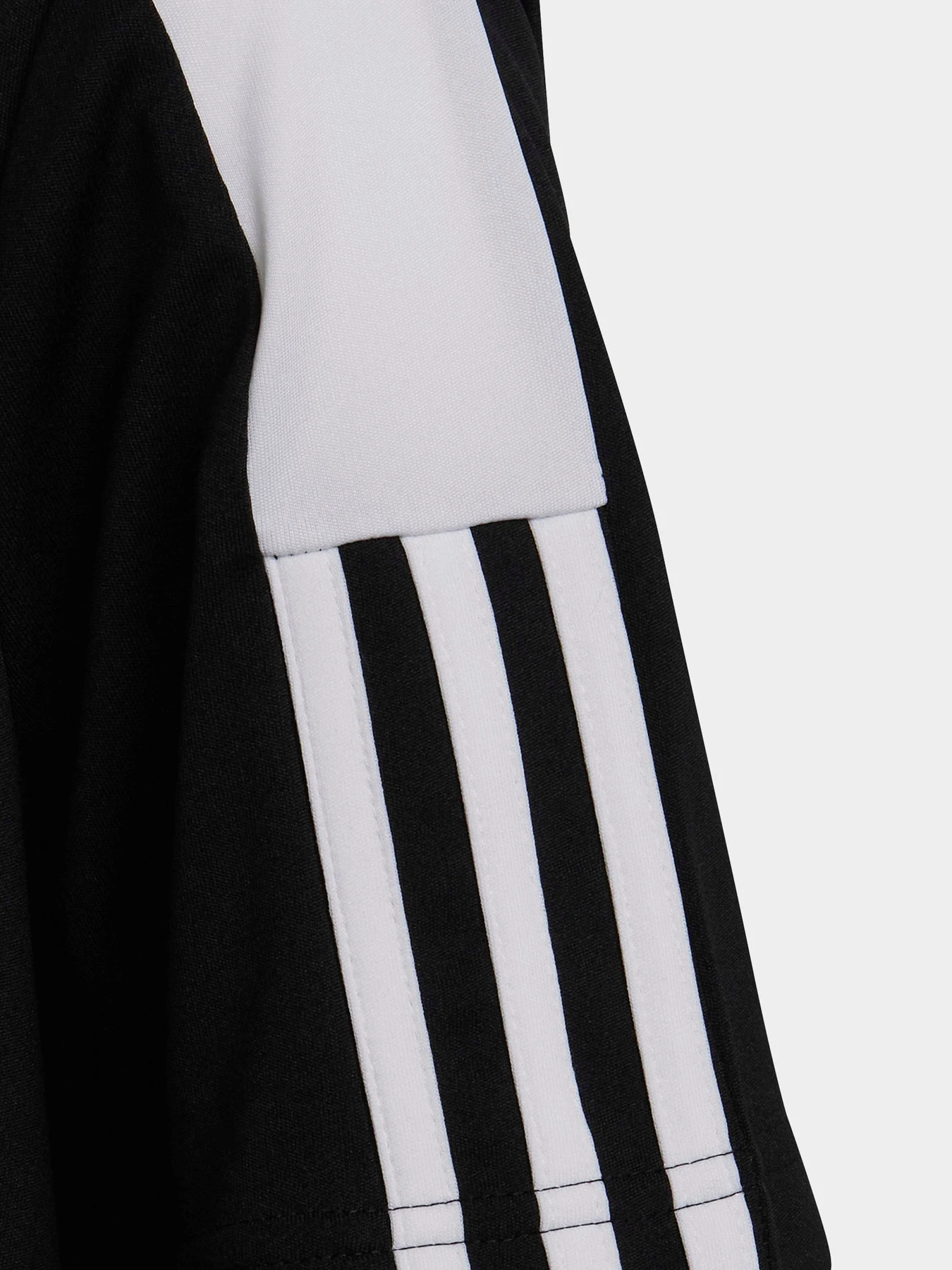 Футболки и поло Adidas Tiro модель HE7176 Футболки и поло Adidas Tiro модель HE7176 Фото