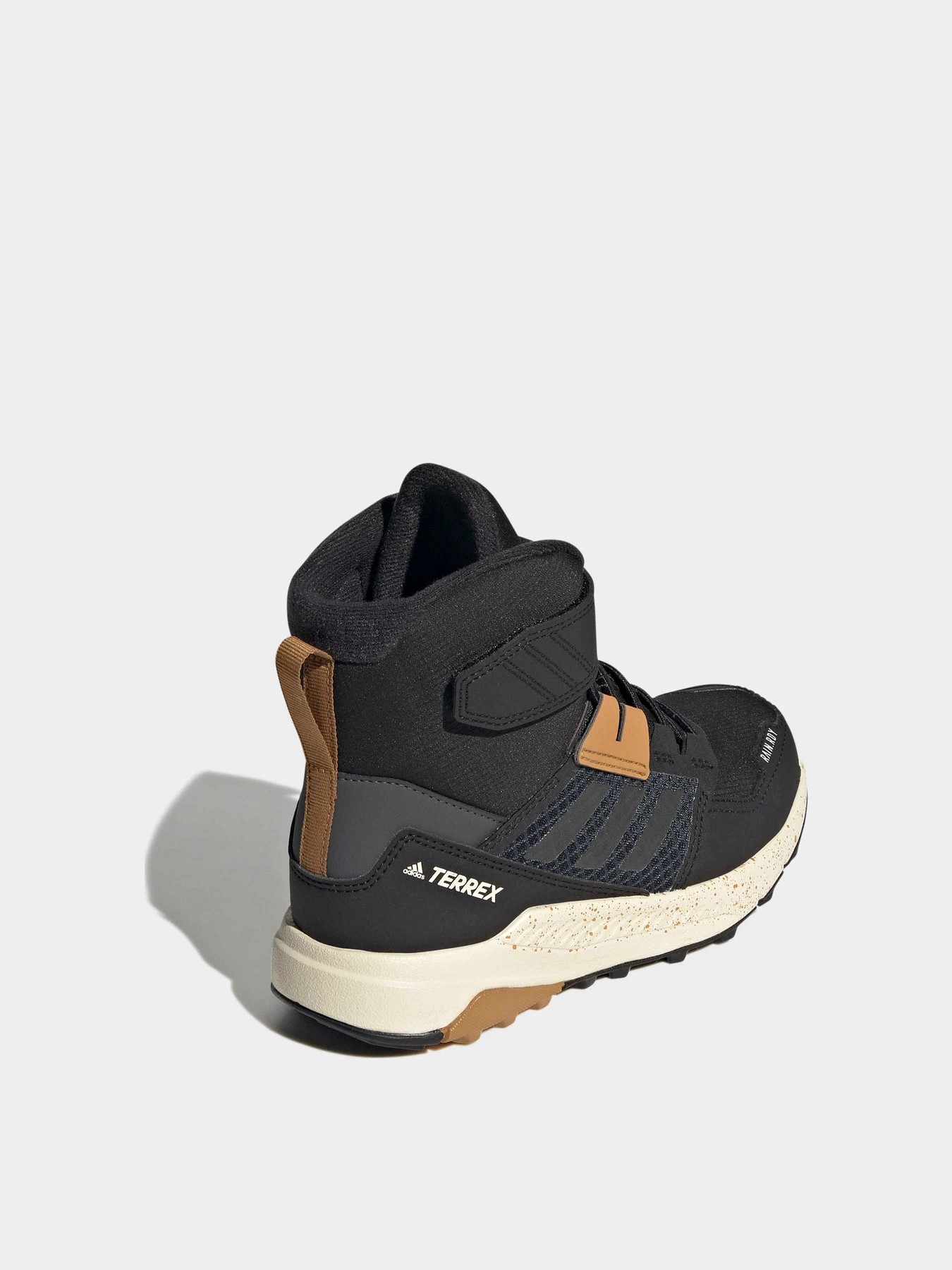 Ботинки и сапоги Adidas модель FZ2611 Ботинки и сапоги Adidas модель FZ2611 Фото