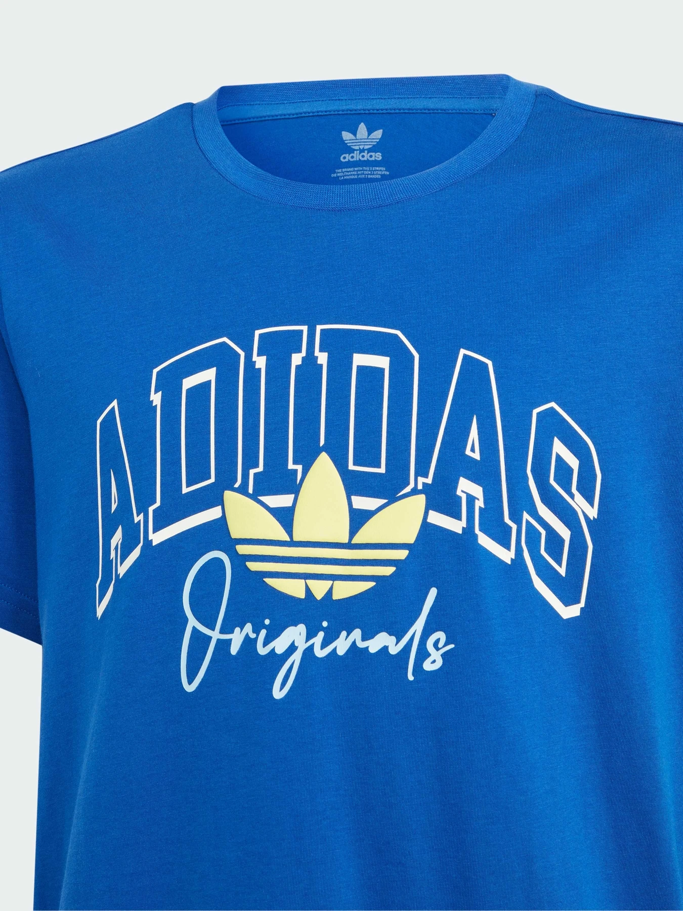 Футболки і поло Adidas Graphics модель IK5441 Футболки і поло Adidas Graphics модель IK5441 Фото