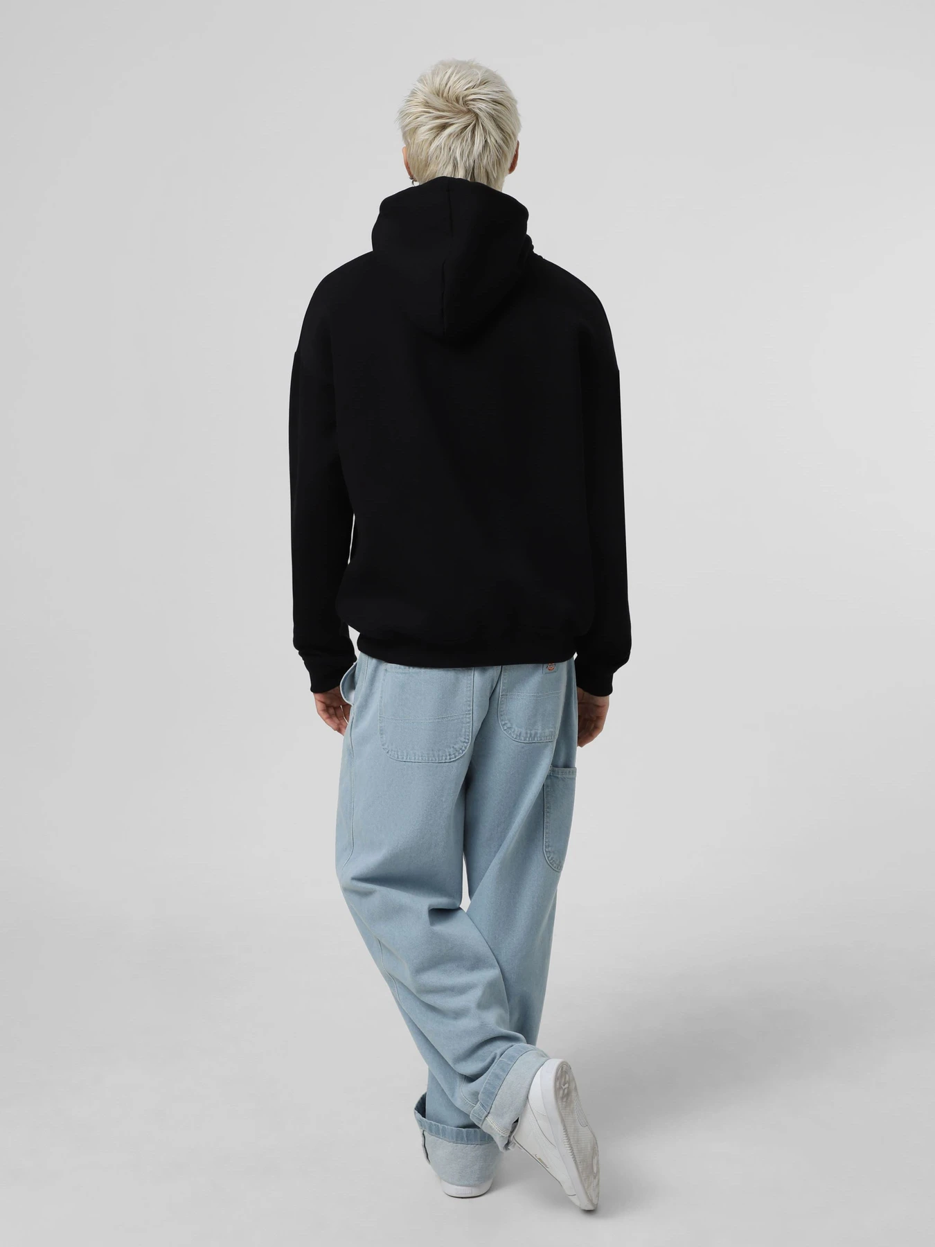 Худи и свитшоты Ейсік модель HoodieEysikBlack Фото