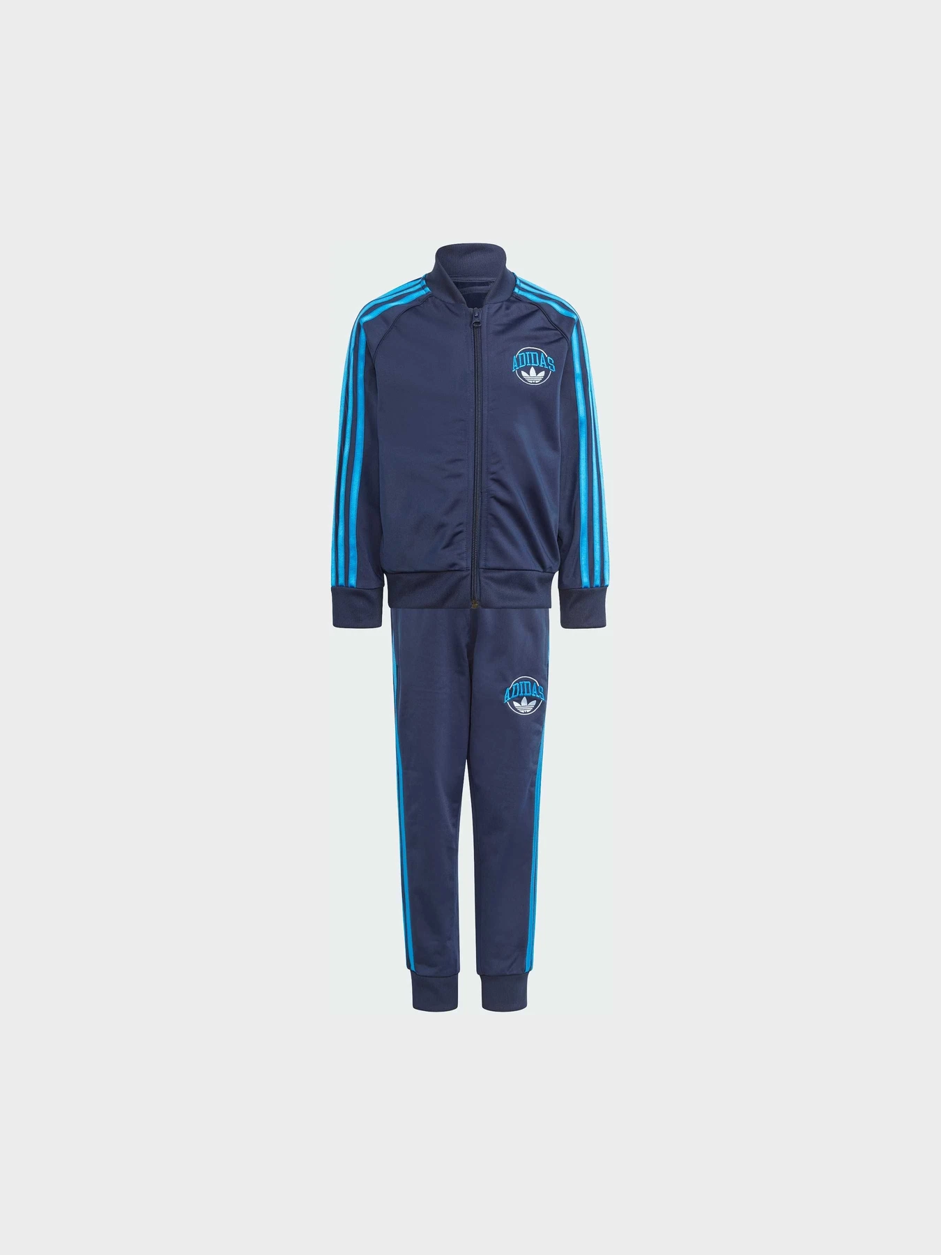 Костюмы Adidas Graphics модель IT7276 Костюмы Adidas Graphics модель IT7276 Фото
