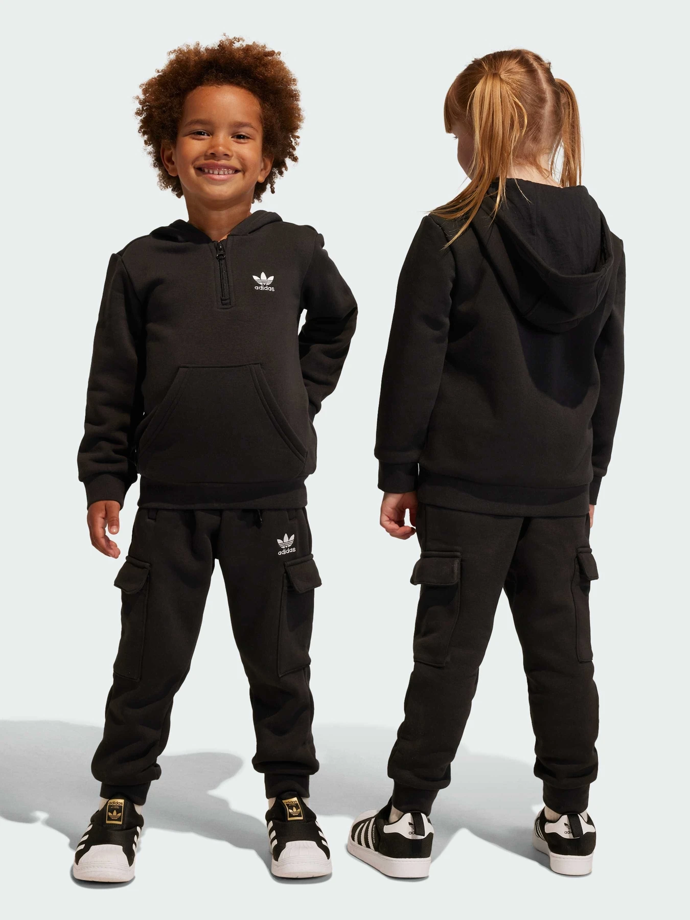 Костюмы Adidas модель IL2481 Костюмы Adidas модель IL2481 Фото