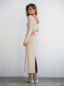 Платья FloveTouch Midi модель Suknia_midi_Bg1 Фото