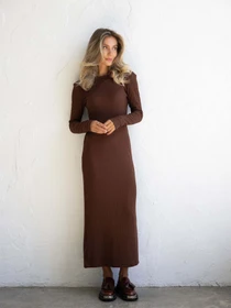 Платья FloveTouch Midi модель Suknia_midi_Br1 Фото