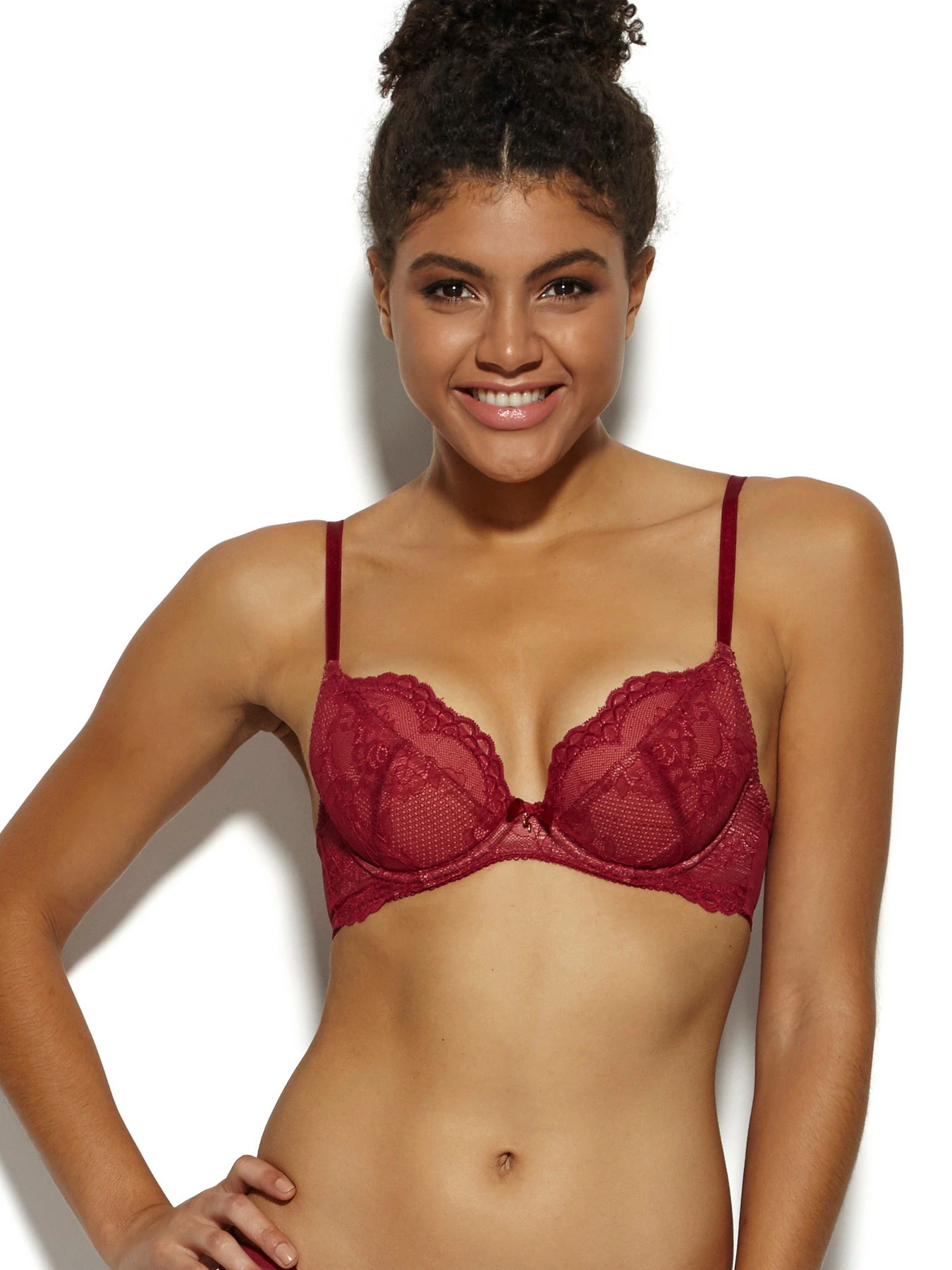 Нижня білизна GOSSARD Superboost Lace модель 7711 Нижня білизна GOSSARD Superboost Lace модель 7711 Фото