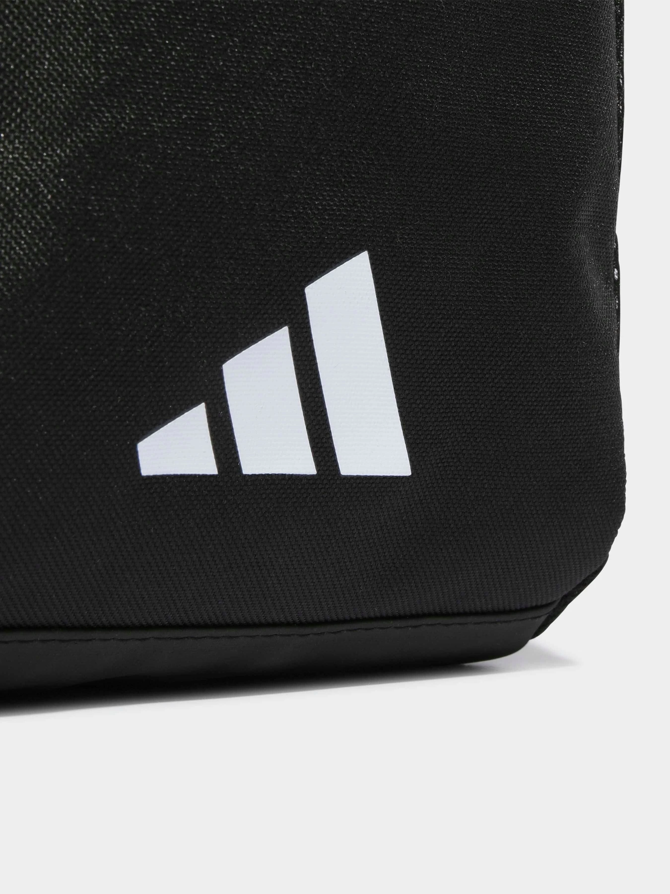 Сумки Adidas Tiro модель HS9767 Сумки Adidas Tiro модель HS9767 Фото