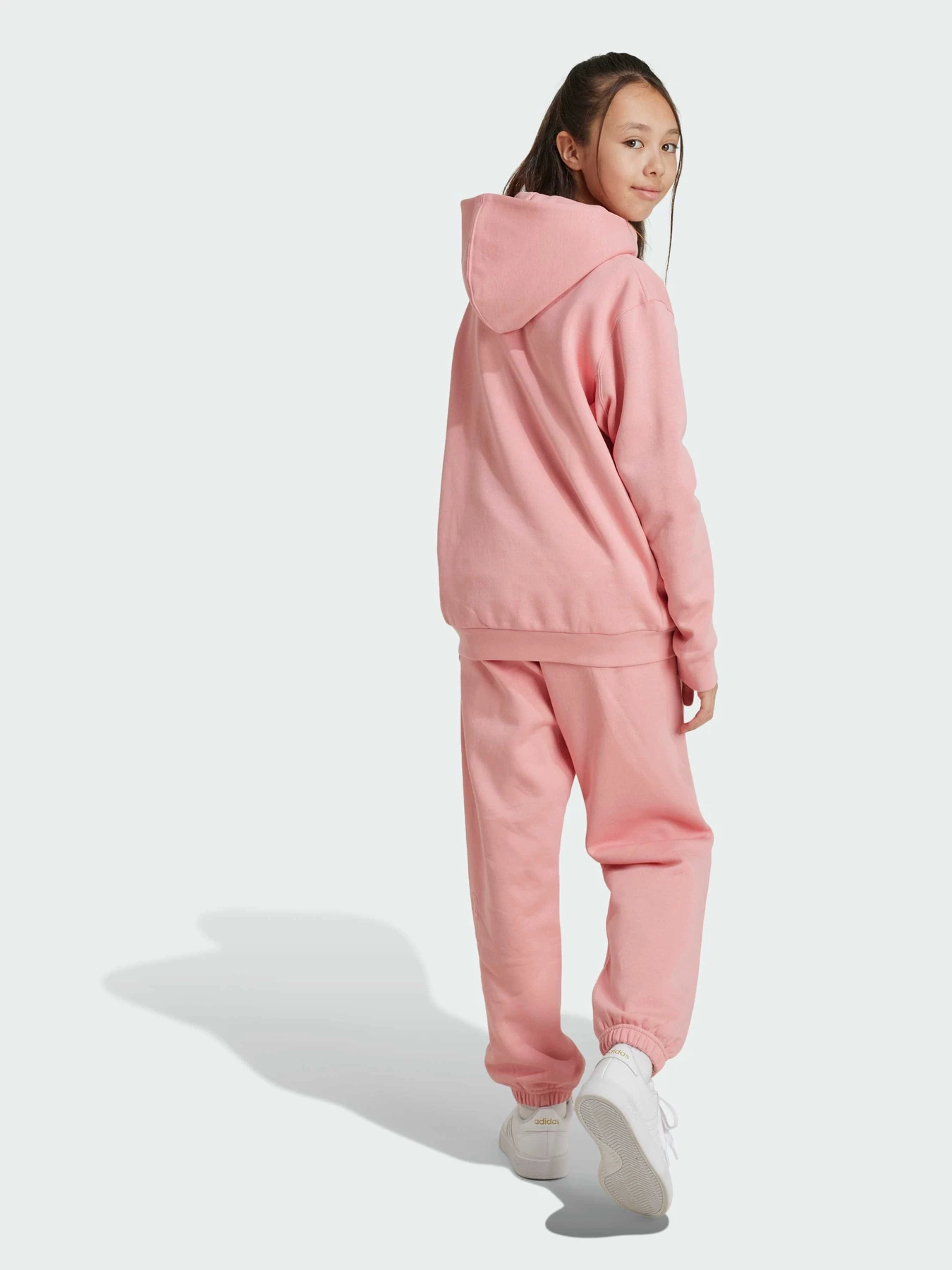 Брюки Adidas модель IV7111 Брюки Adidas модель IV7111 Фото