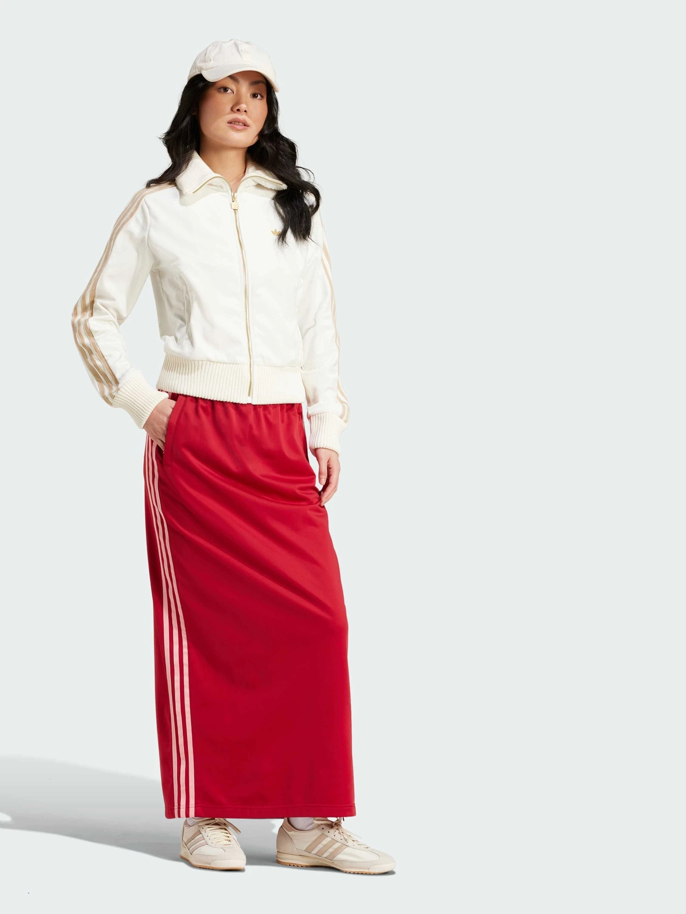 Худи и свитшоты Adidas модель IX1057 Худи и свитшоты Adidas модель IX1057 Фото