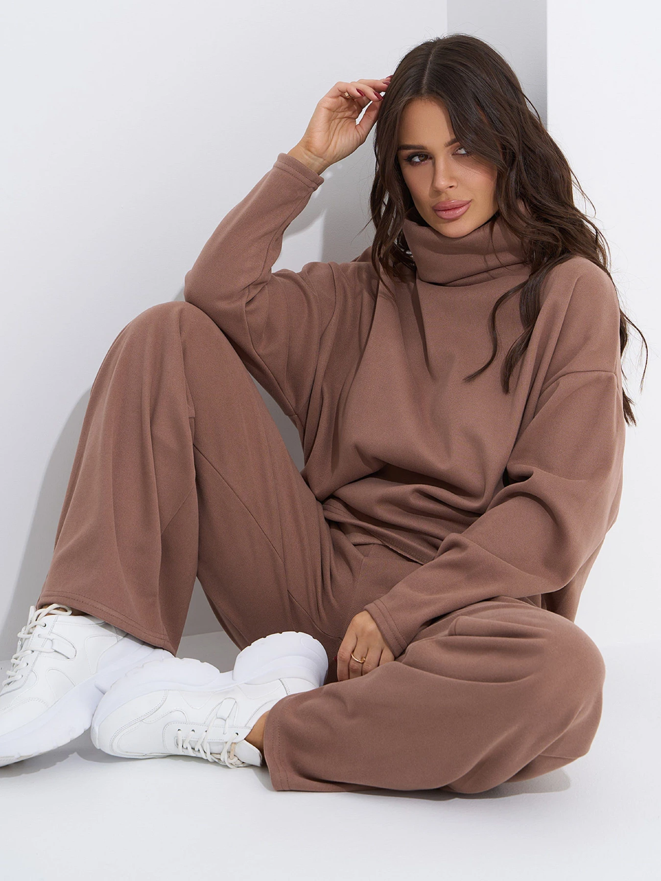 Костюми ISSA Plus модель 14820_коричневый Фото