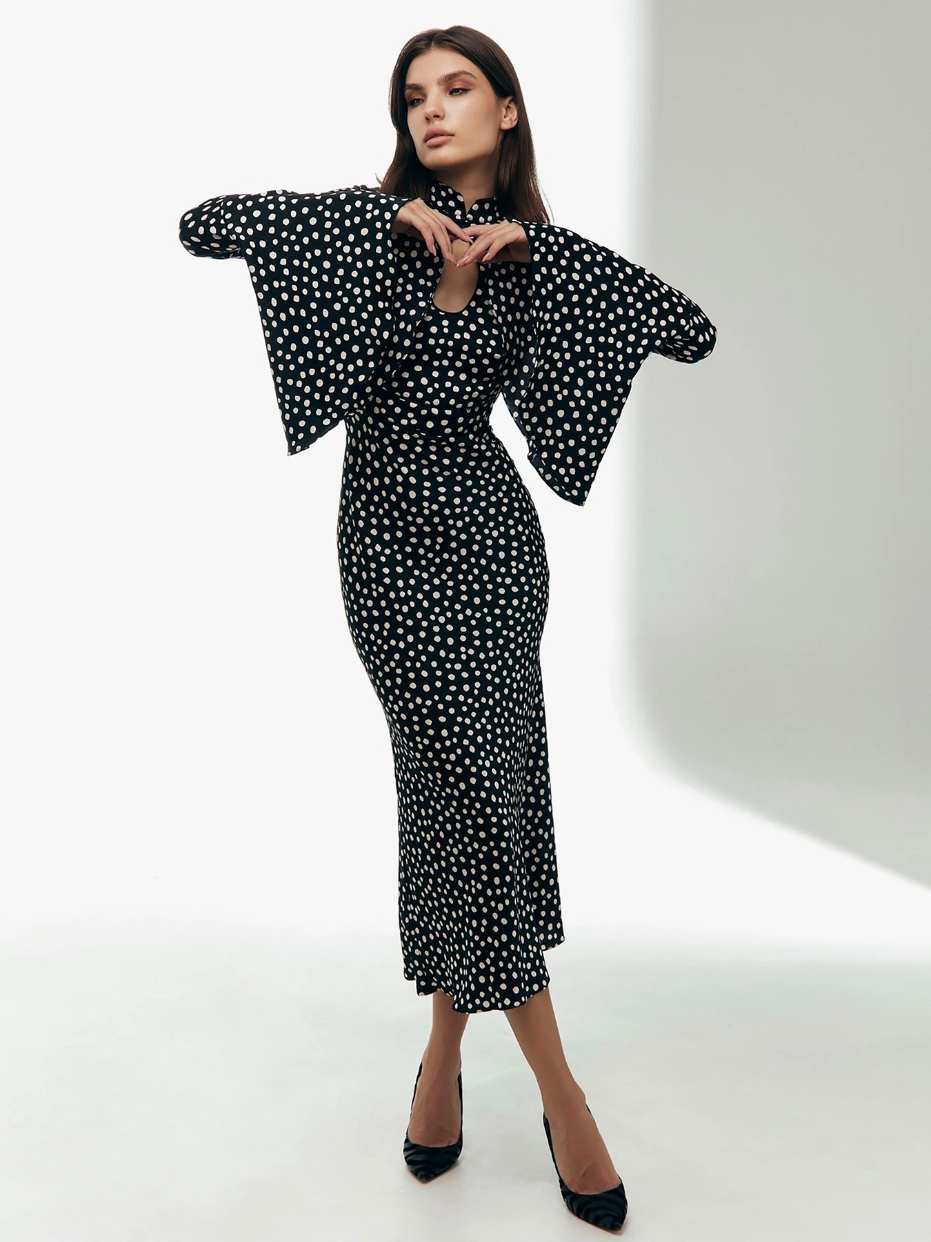 Платья Anais Gose Grace Polka Dot White модель Grace polka dot white Платья Anais Gose Grace Polka Dot White модель Grace polka dot white Фото