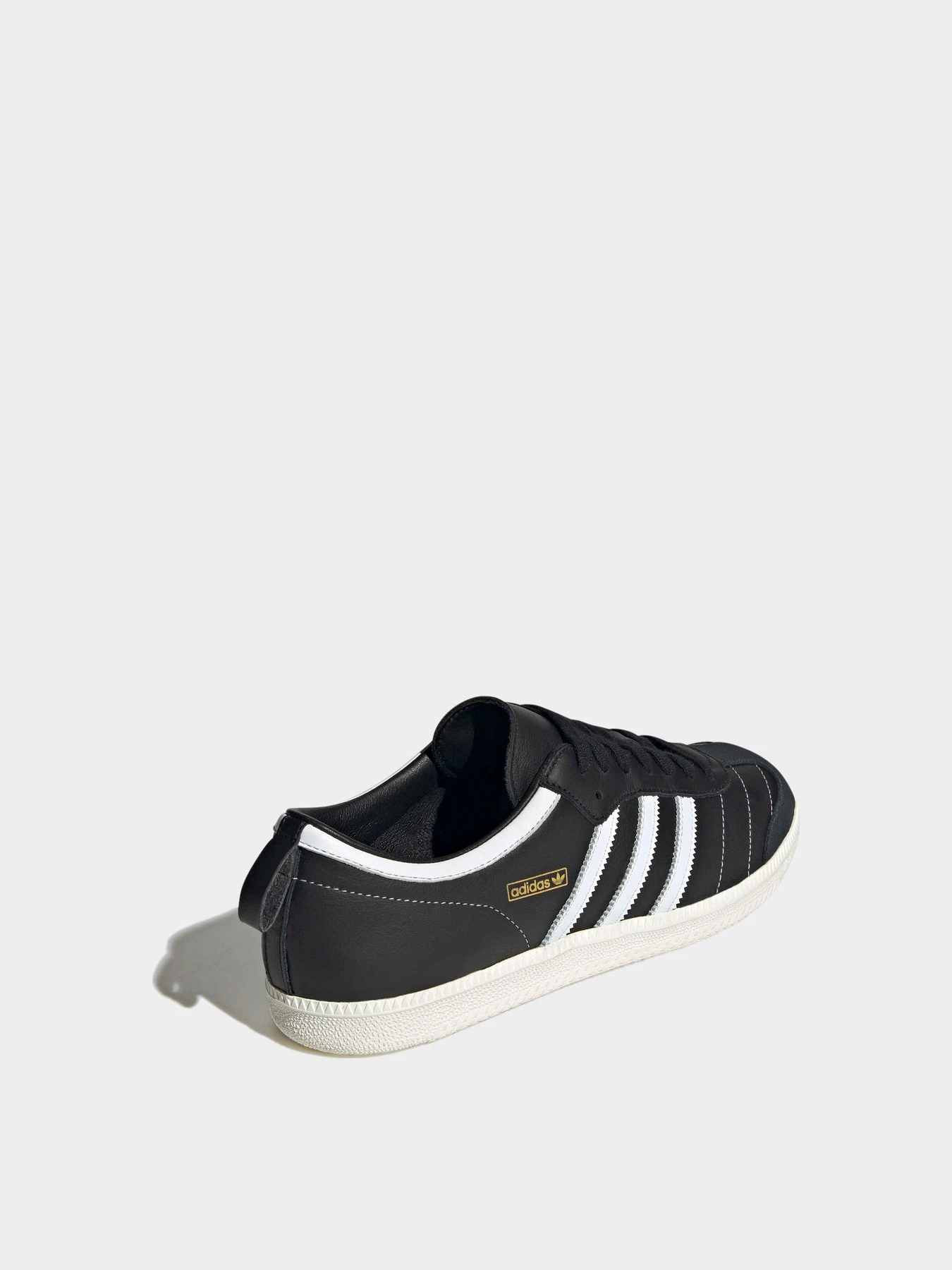 Кеди Adidas Samba модель HQ6646 Кеди Adidas Samba модель HQ6646 Фото