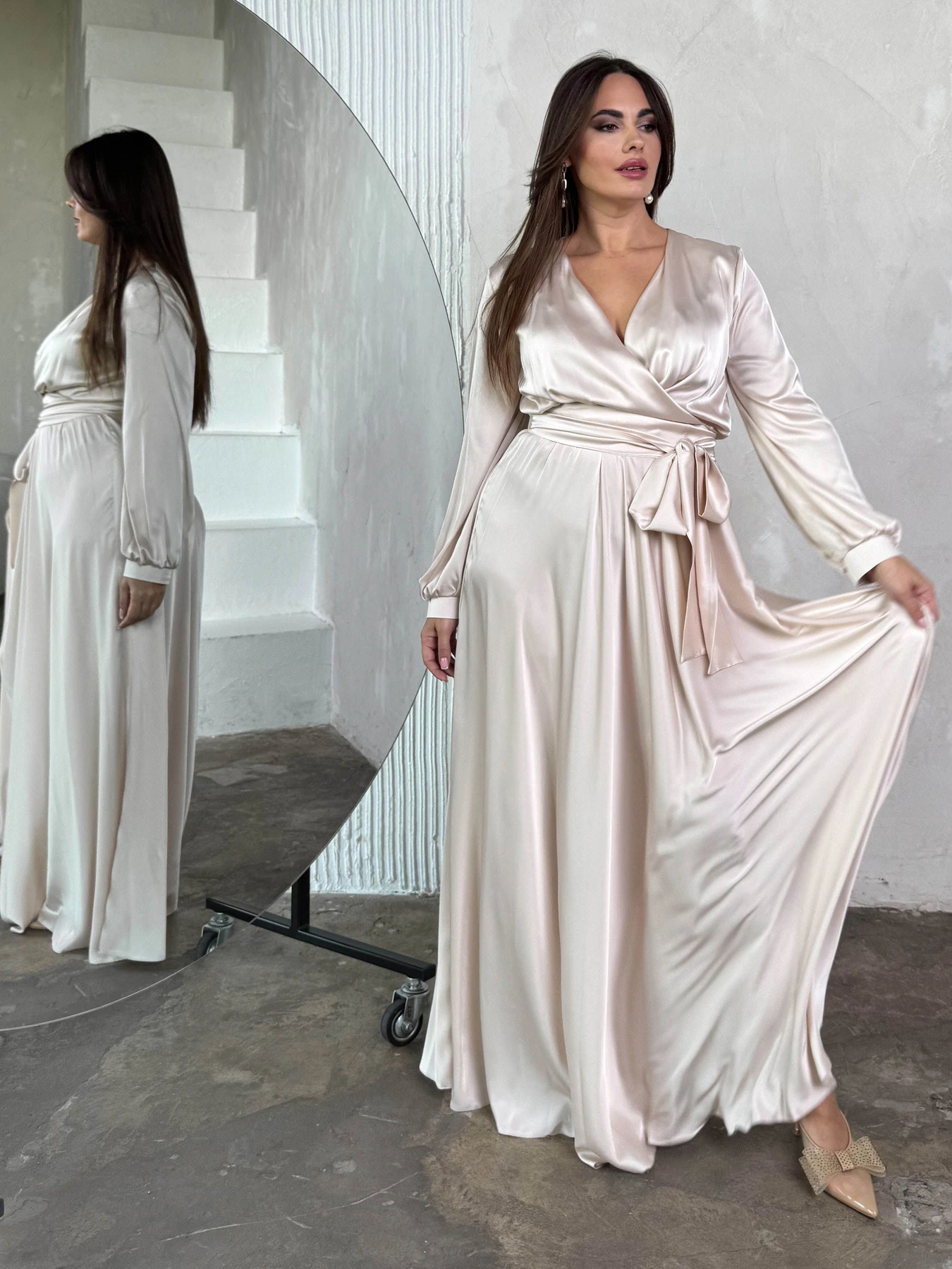 Платья Jadone Fashion модель Platie_Shiko_bej Платья Jadone Fashion модель Platie_Shiko_bej Фото