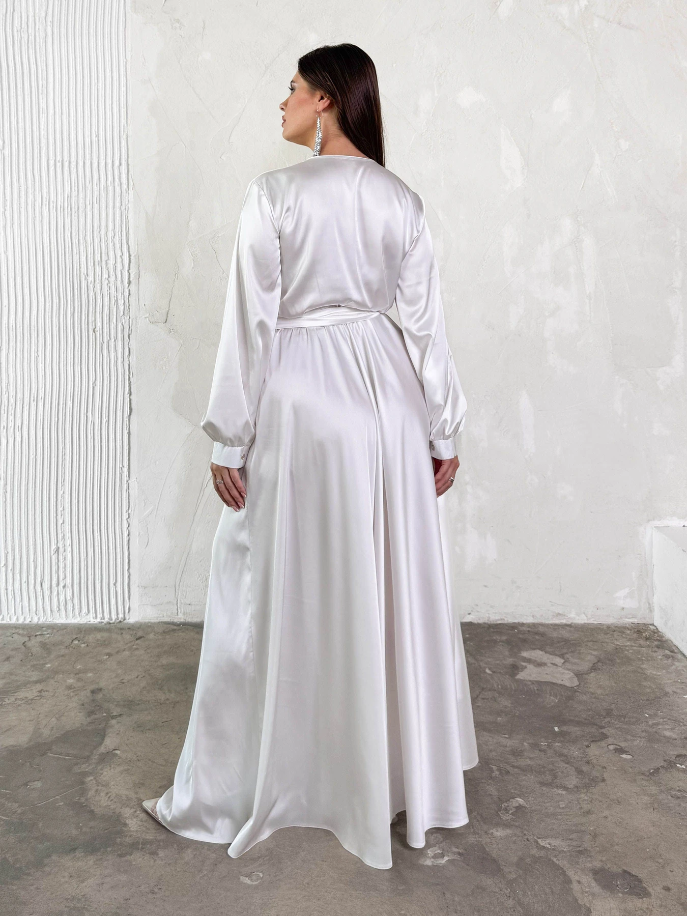 Платья Jadone Fashion модель Platie_Shiko_bile Фото