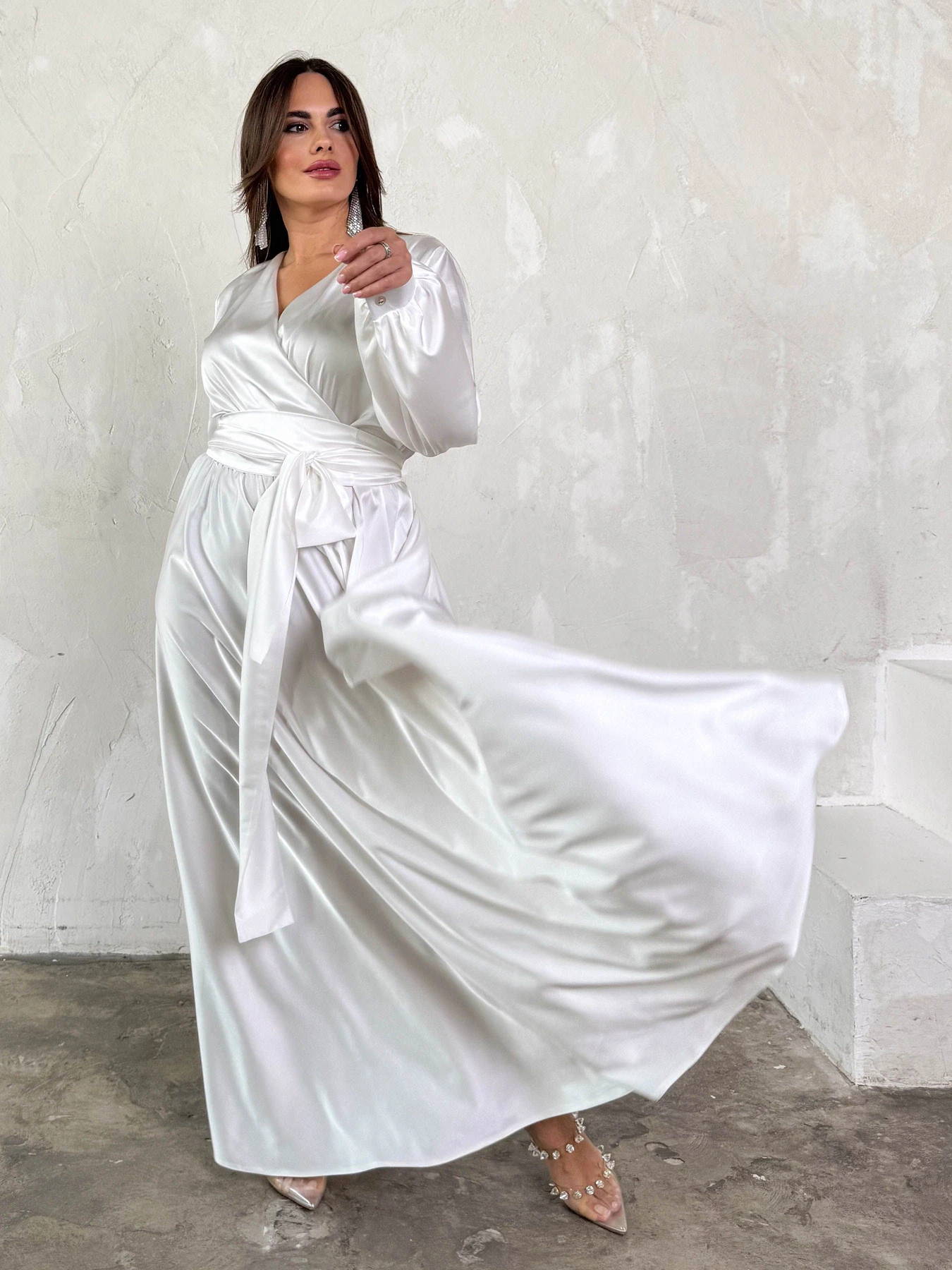 Платья Jadone Fashion модель Platie_Shiko_bile Фото