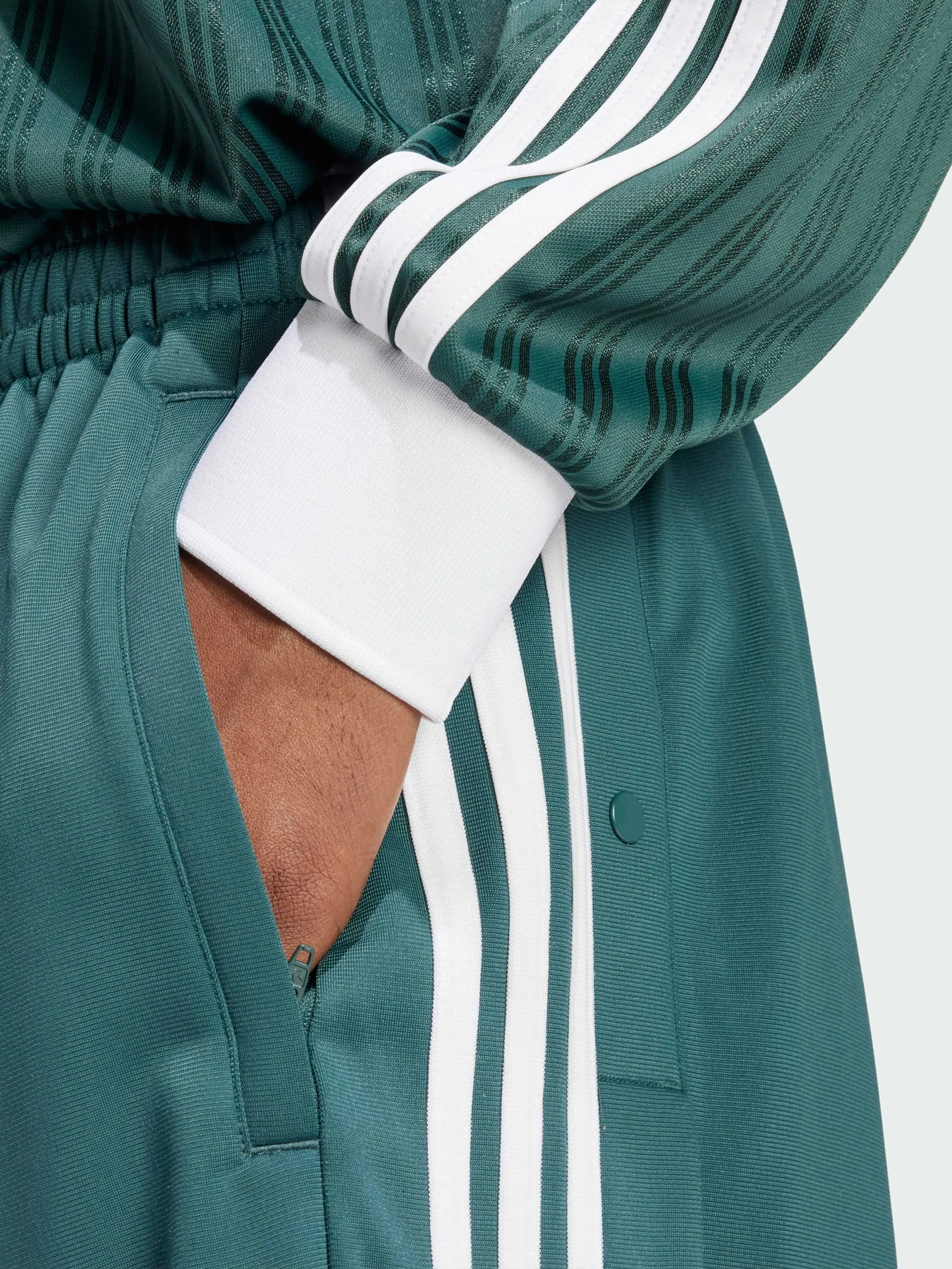 Брюки Adidas Adicolor модель IY9928 Фото